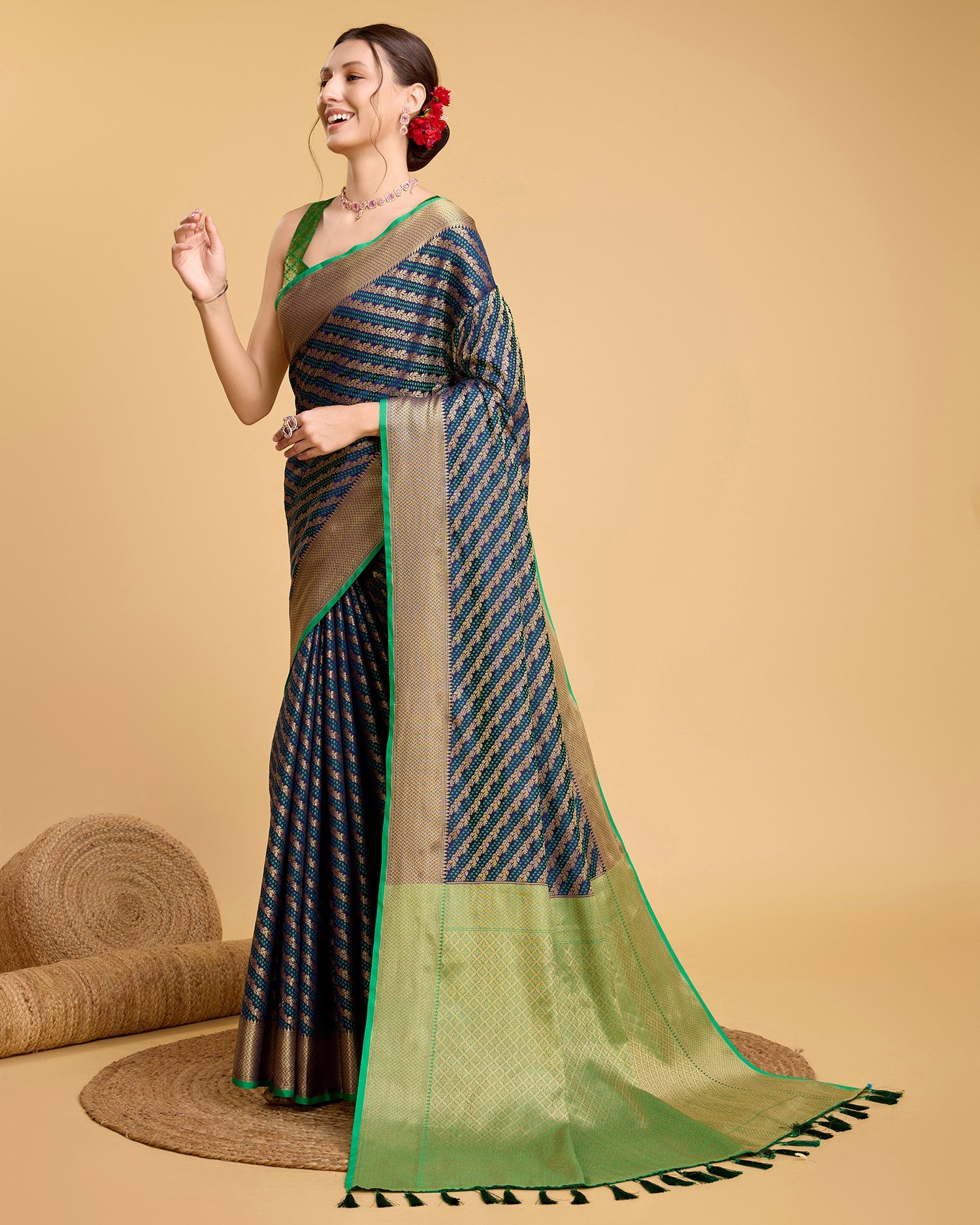 Vedant Vastram Soft Litchi Silk Kanjeevaram Silk Saree - Navy | Grocsy