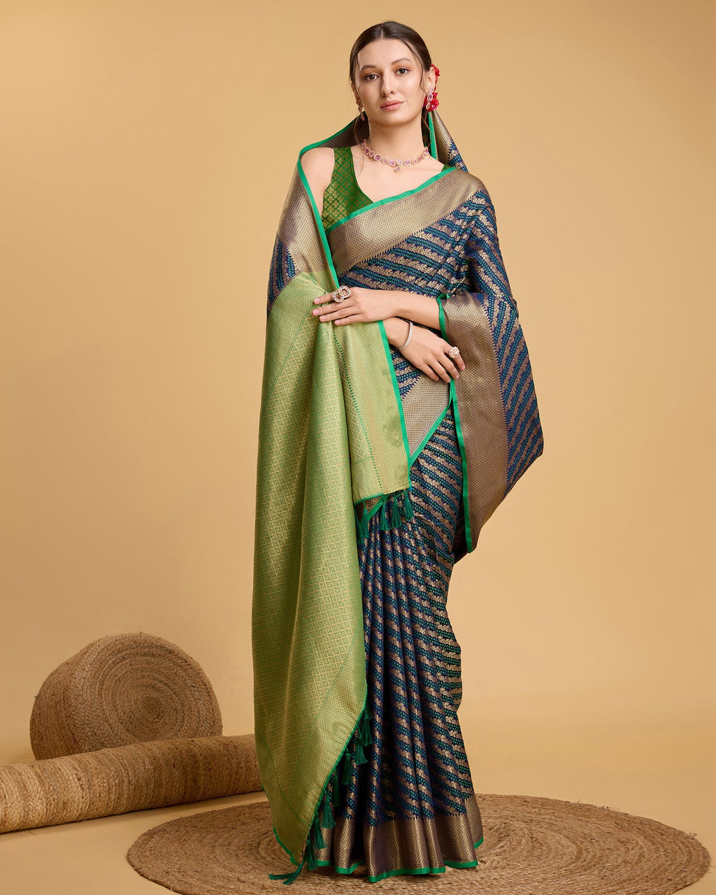 Vedant Vastram Soft Litchi Silk Kanjeevaram Silk Saree - Navy | Grocsy