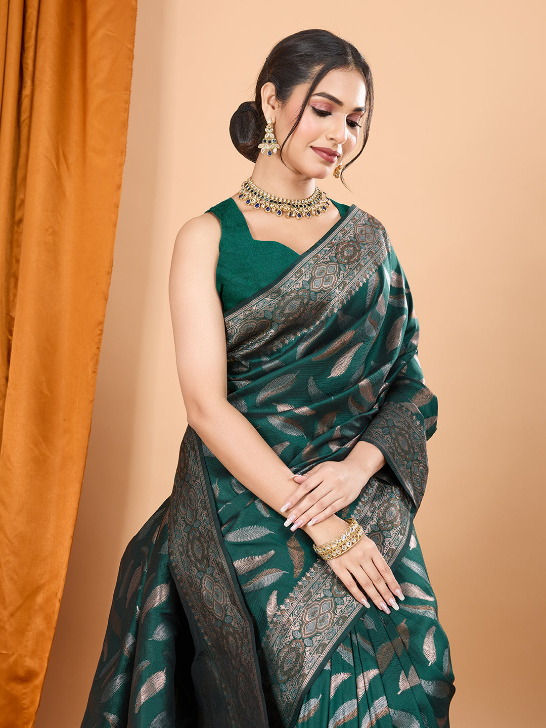 Vedant Vastram Soft Litchi Silk Banarasi Silk Jacquard Saree - Green | Grocsy