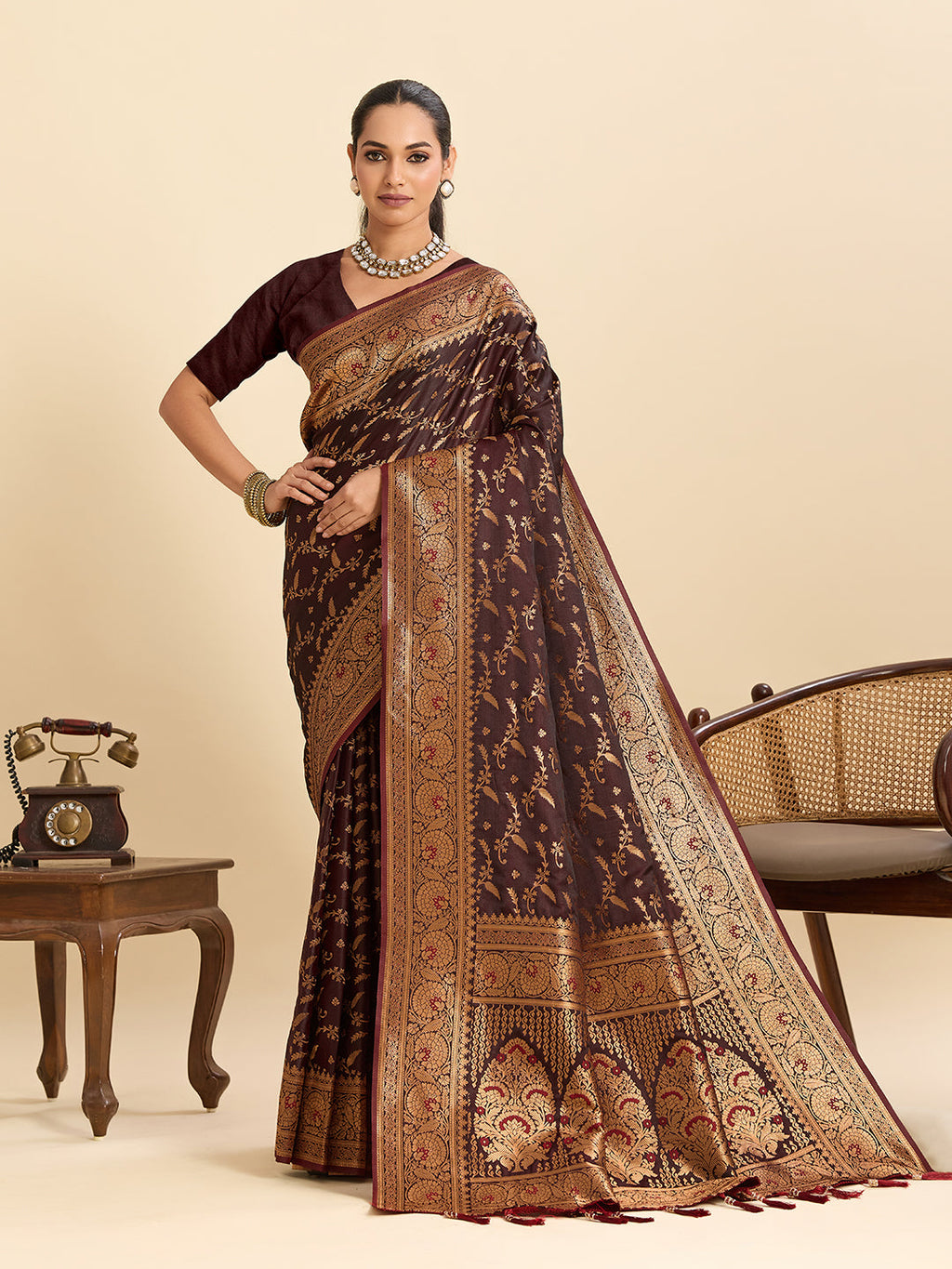 Vedant Vastram Soft Litchi Silk Banarasi Silk Jacquard Saree - Maroon | Grocsy
