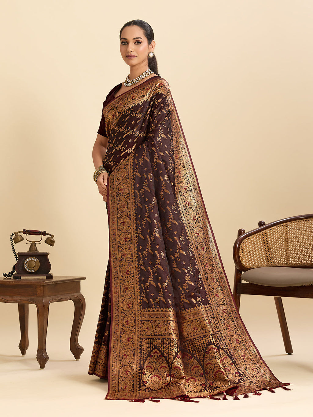 Vedant Vastram Soft Litchi Silk Banarasi Silk Jacquard Saree - Maroon | Grocsy