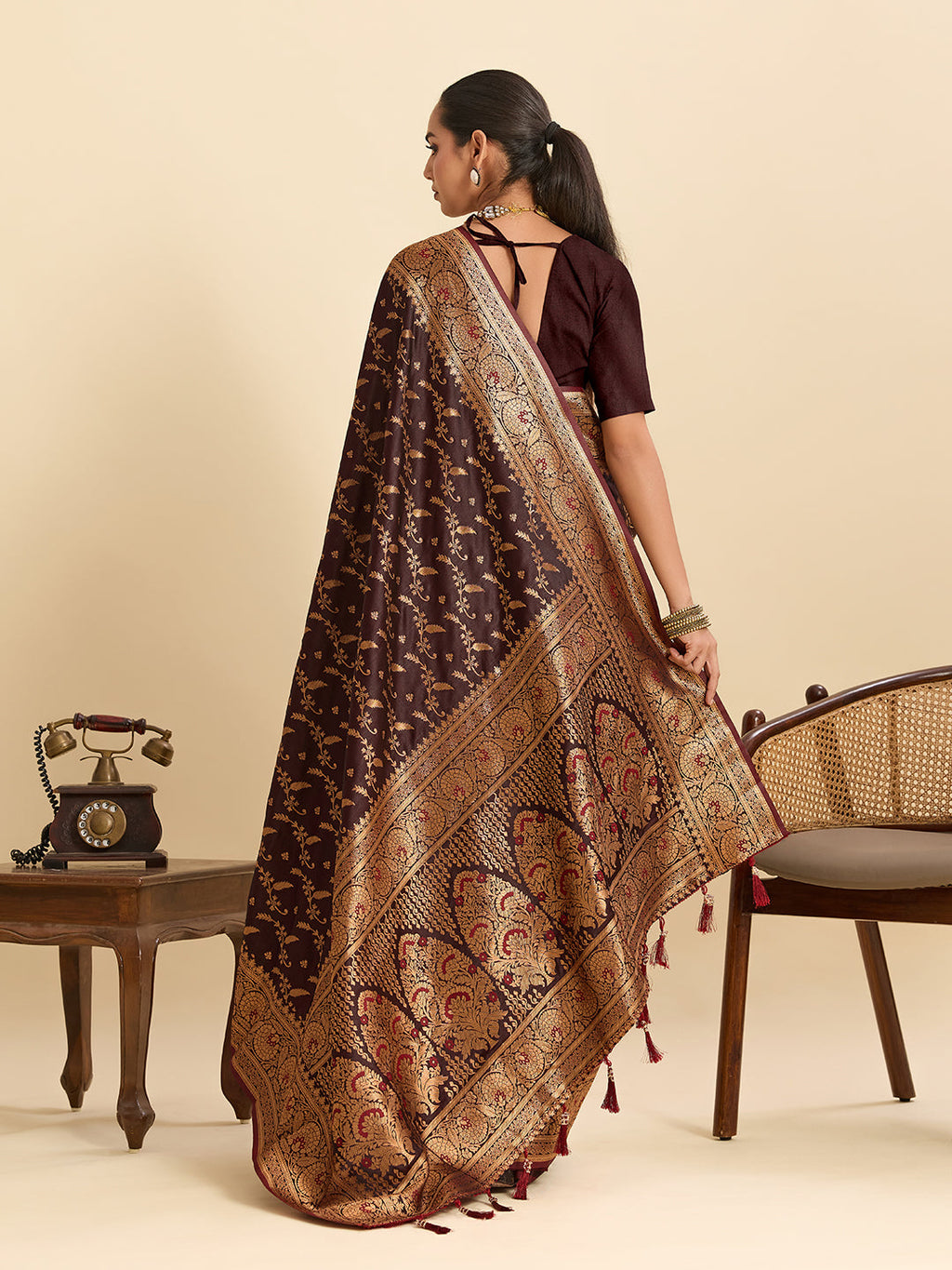 Vedant Vastram Soft Litchi Silk Banarasi Silk Jacquard Saree - Maroon | Grocsy