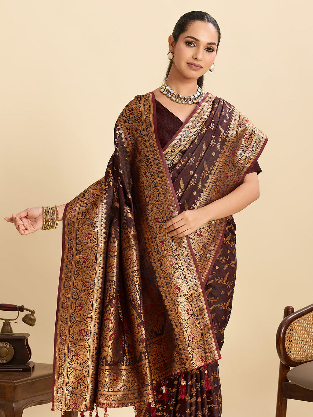 Vedant Vastram Soft Litchi Silk Banarasi Silk Jacquard Saree - Maroon | Grocsy