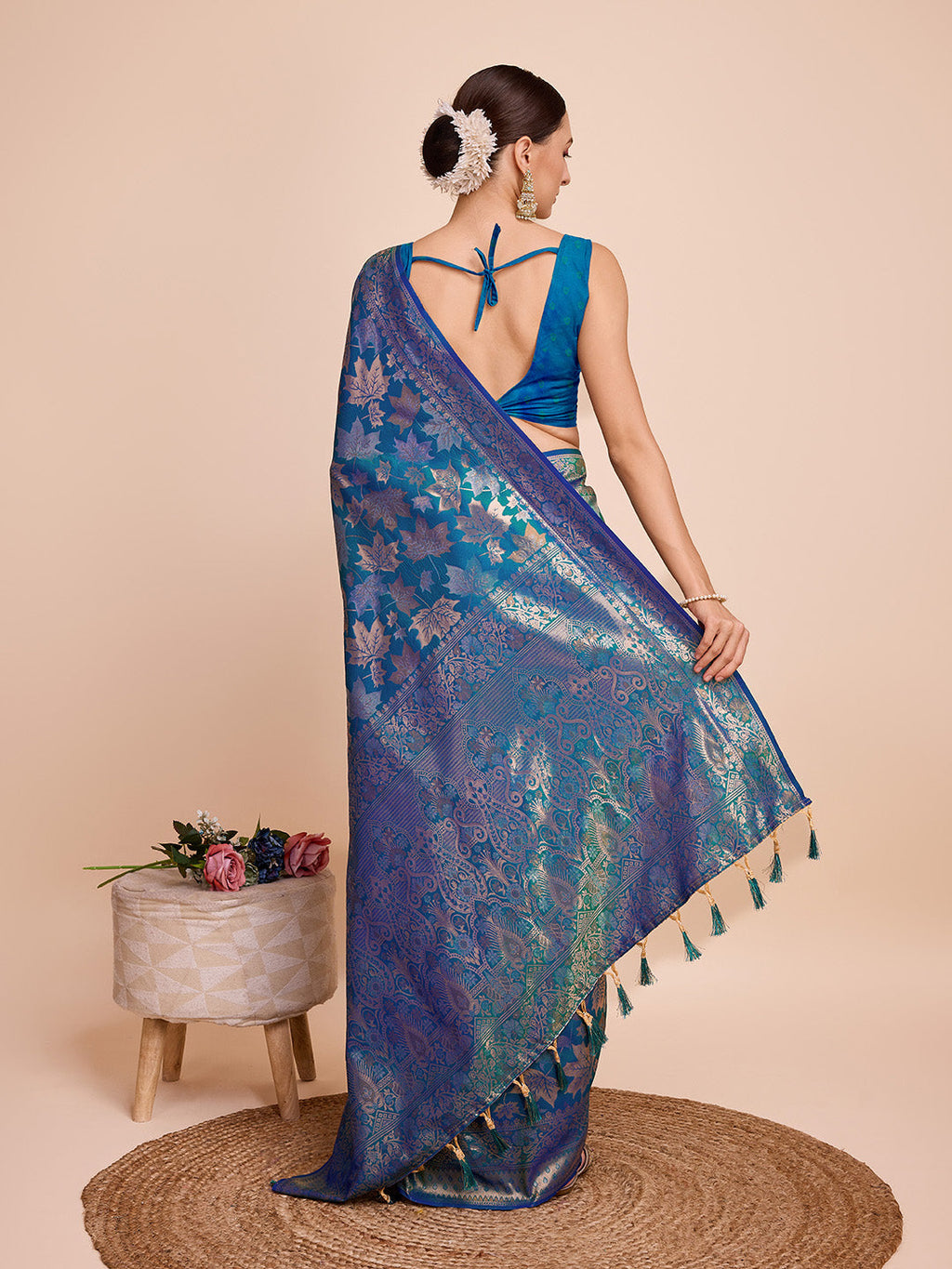Vedant Vastram Soft Litchi Silk Banarasi Silk Saree - Firozi | Grocsy