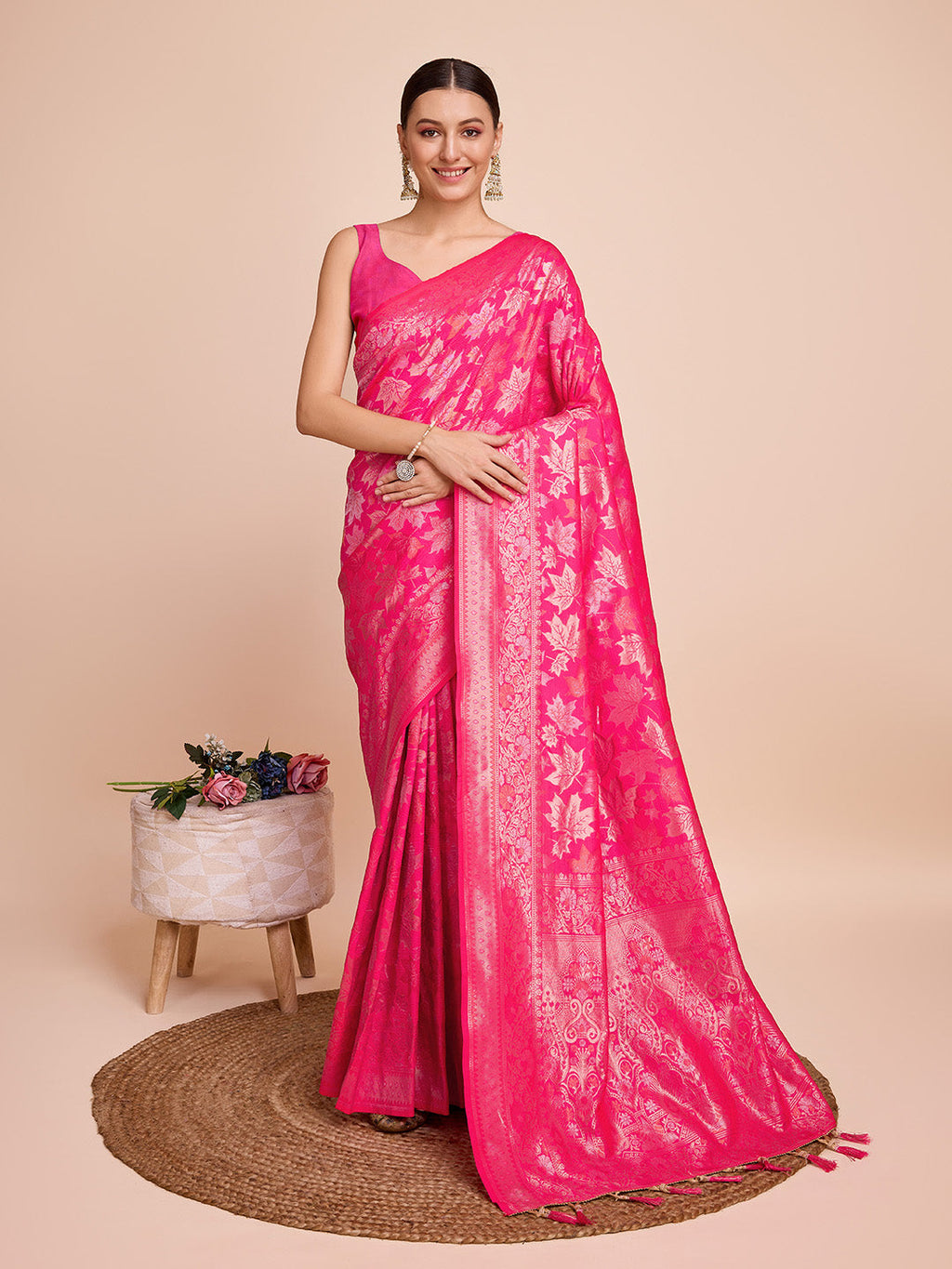 Vedant Vastram Soft Litchi Silk Banarasi Silk Saree - Magenta | Grocsy