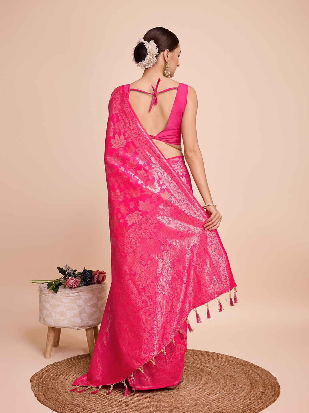 Vedant Vastram Soft Litchi Silk Banarasi Silk Saree - Magenta | Grocsy