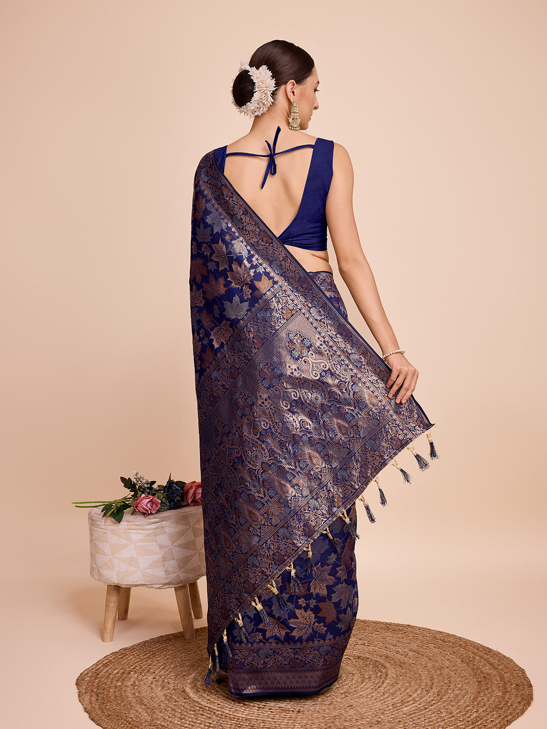Vedant Vastram Soft Litchi Silk Banarasi Silk Saree - Navy | Grocsy