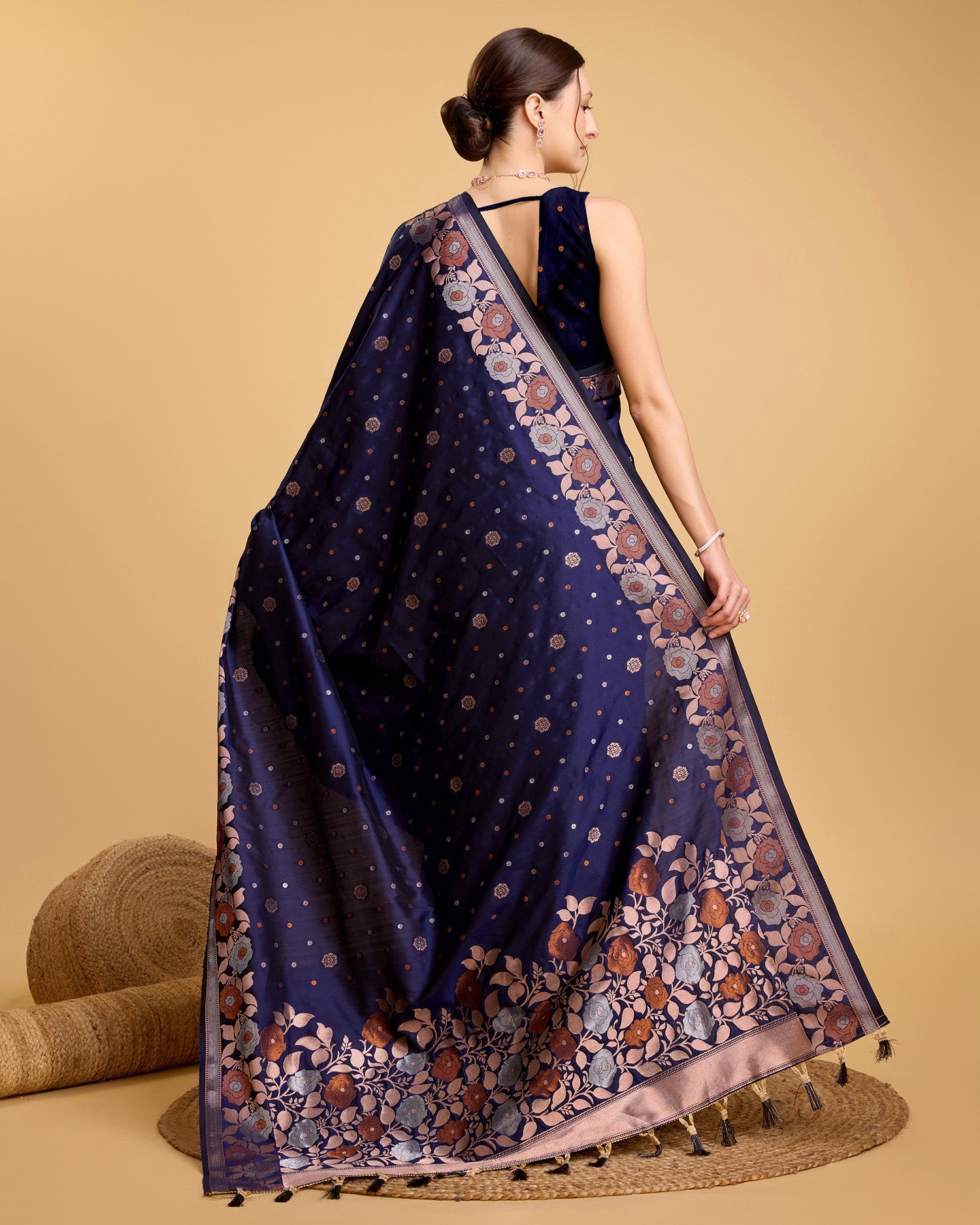 Vedant Vastram Soft Litchi Silk Banarasi Silk Saree - Navy | Grocsy