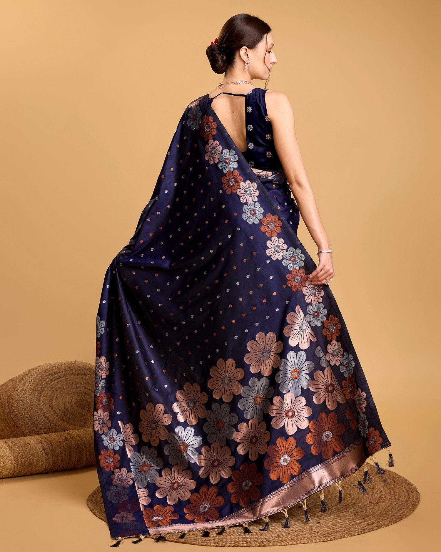 Vedant Vastram Soft Litchi Silk Banarasi Silk Saree - Navy | Grocsy