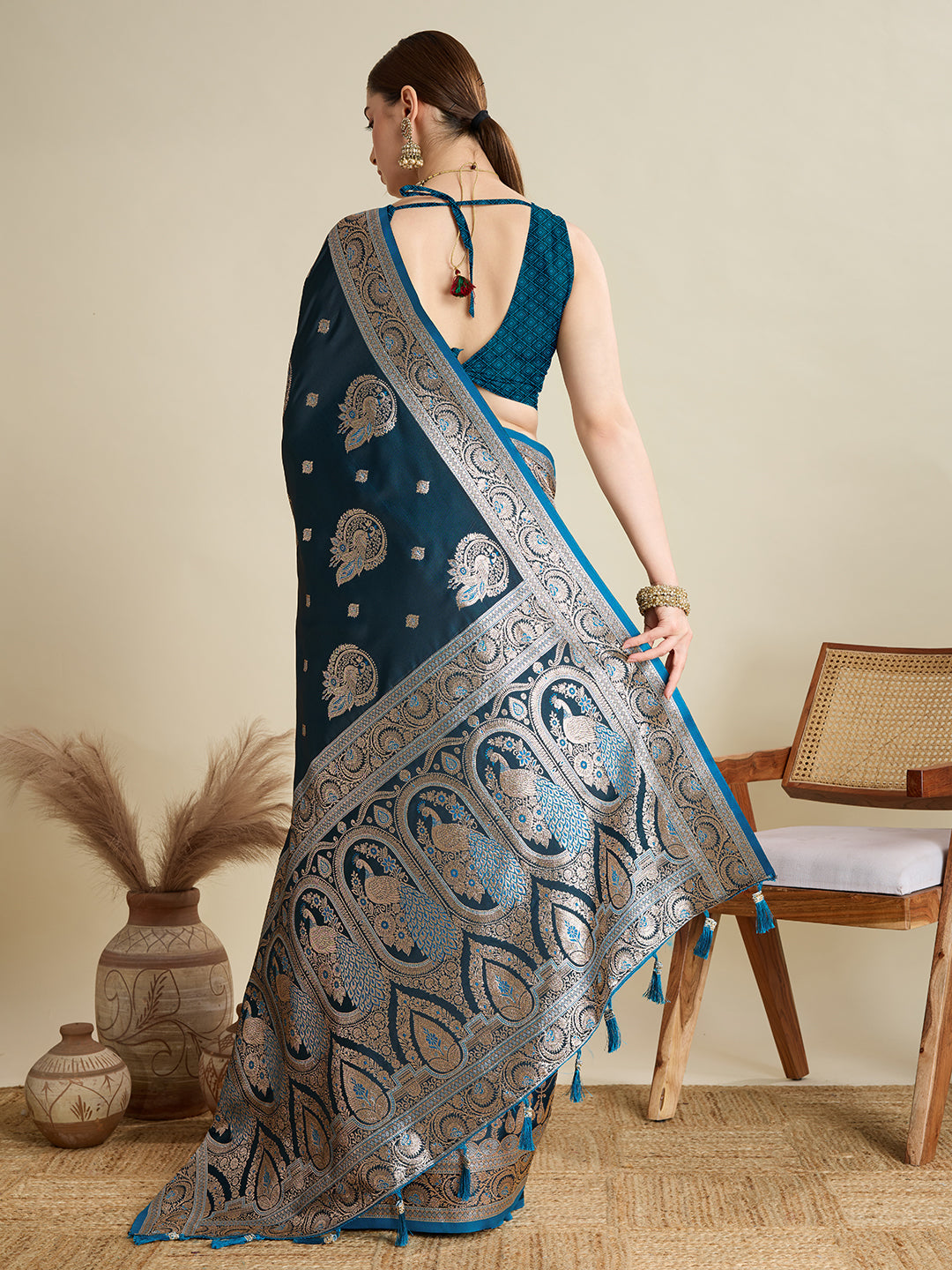 Vedant Vastram Soft Litchi SIlk Banarasi Silk Jacquard Saree - Firozi | Grocsy