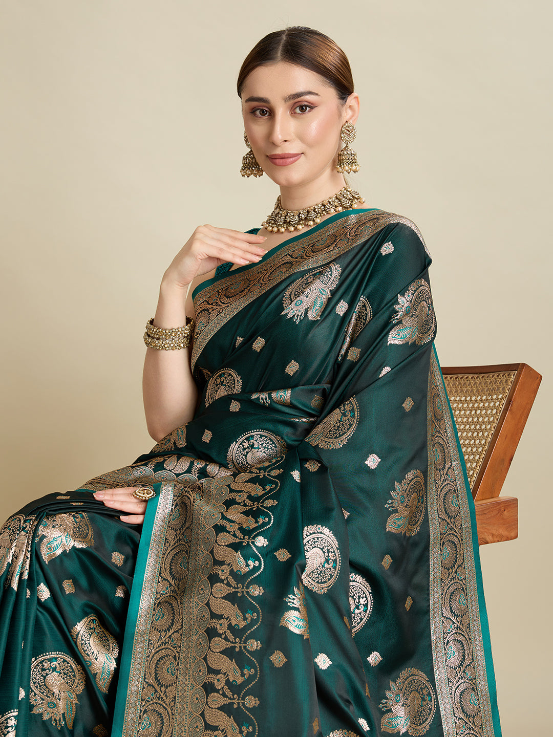 Vedant Vastram Soft Litchi SIlk Banarasi Silk Jacquard Saree - Green | Grocsy