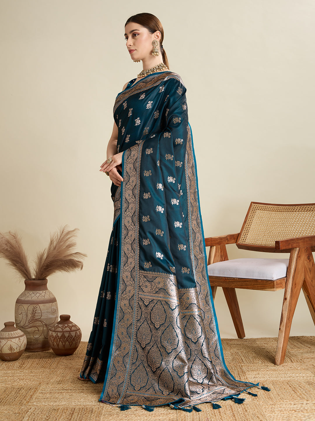 Vedant Vastram Soft Litchi SIlk Banarasi Silk Jacquard Saree - Firozi | Grocsy