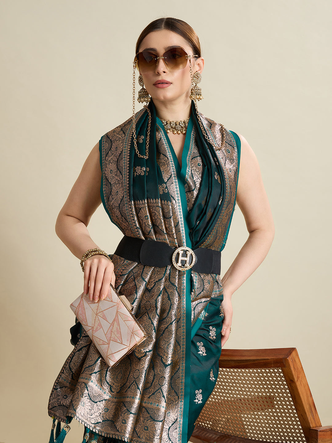 Vedant Vastram Soft Litchi SIlk Banarasi Silk Jacquard Saree - Green | Grocsy