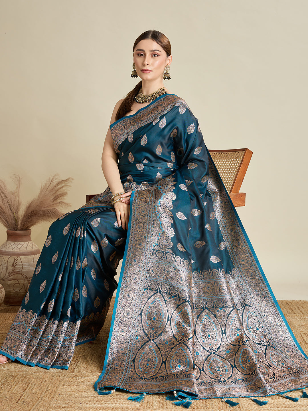 Vedant Vastram Soft Litchi SIlk Banarasi Silk Jacquard Saree - Firozi | Grocsy