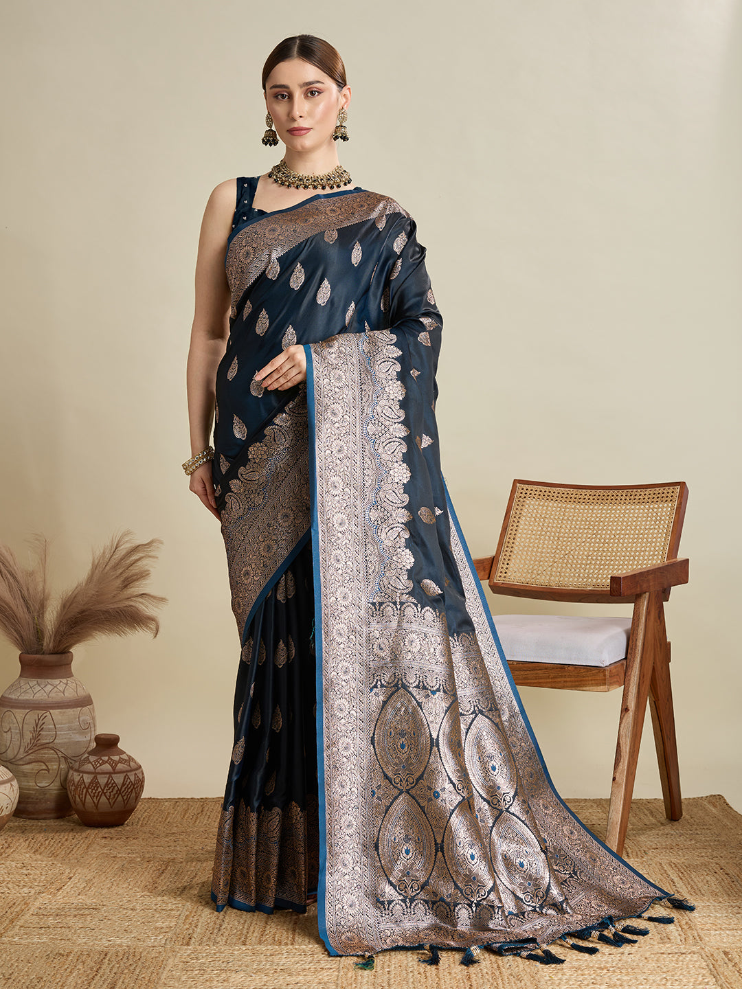 Vedant Vastram Soft Litchi SIlk Banarasi Silk Jacquard Saree - Navy Blue | Grocsy