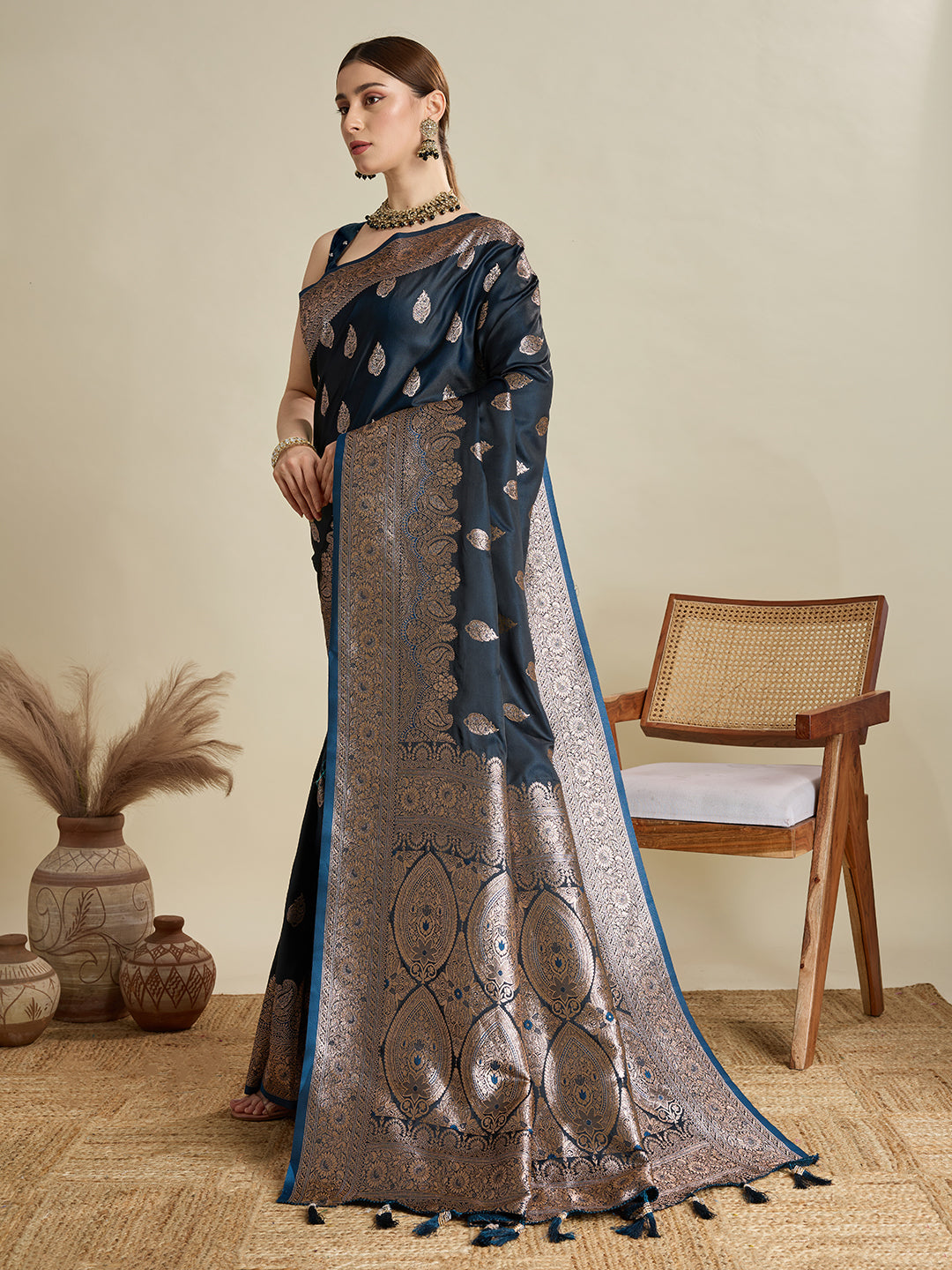 Vedant Vastram Soft Litchi SIlk Banarasi Silk Jacquard Saree - Navy Blue | Grocsy