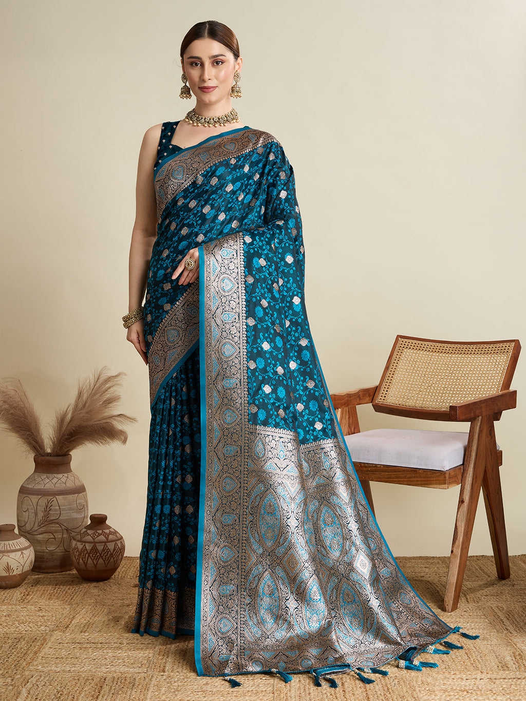 Vedant Vastram Soft Litchi SIlk Banarasi Silk Jacquard Saree - Firozi | Grocsy