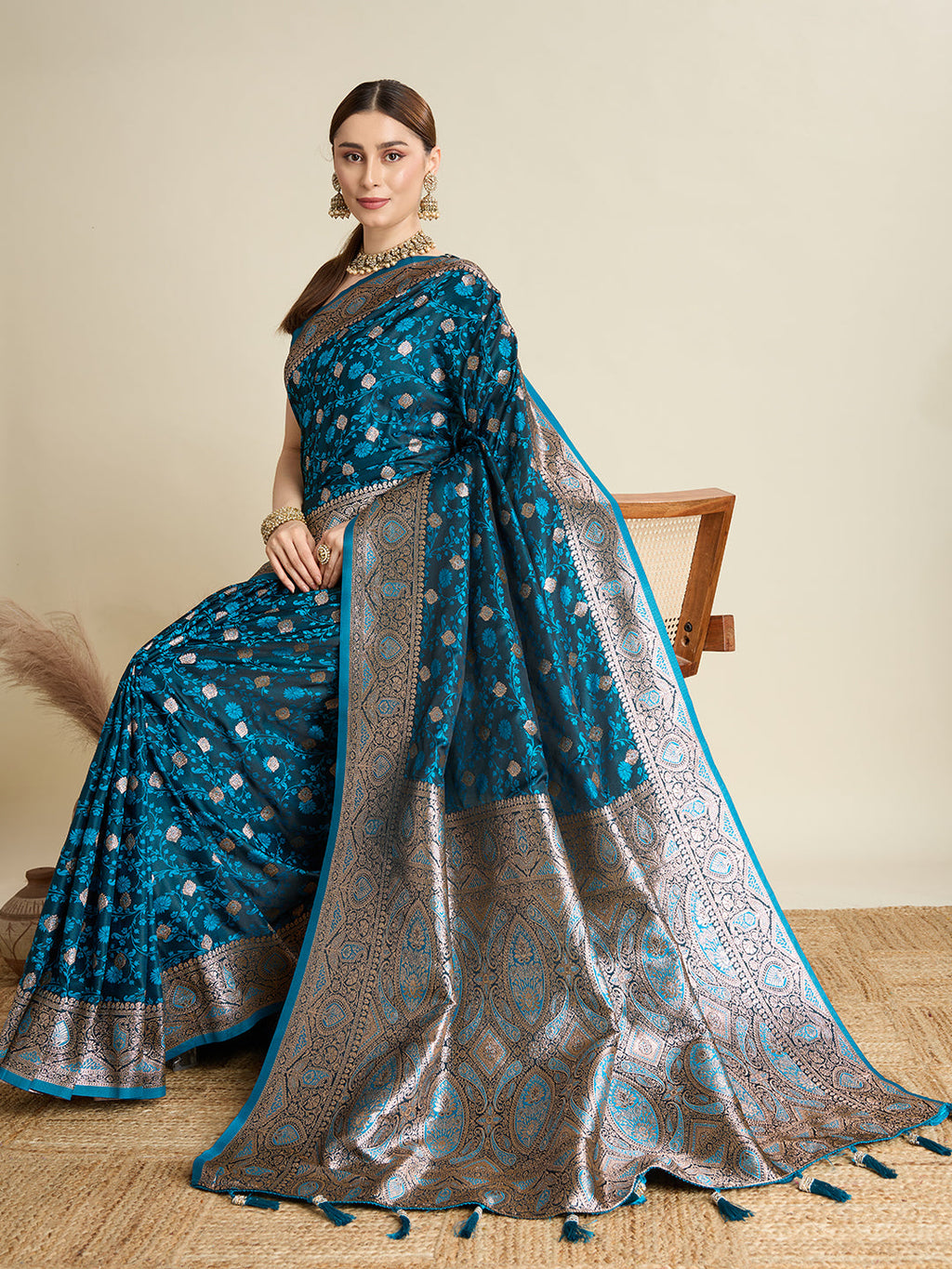 Vedant Vastram Soft Litchi SIlk Banarasi Silk Jacquard Saree - Firozi | Grocsy