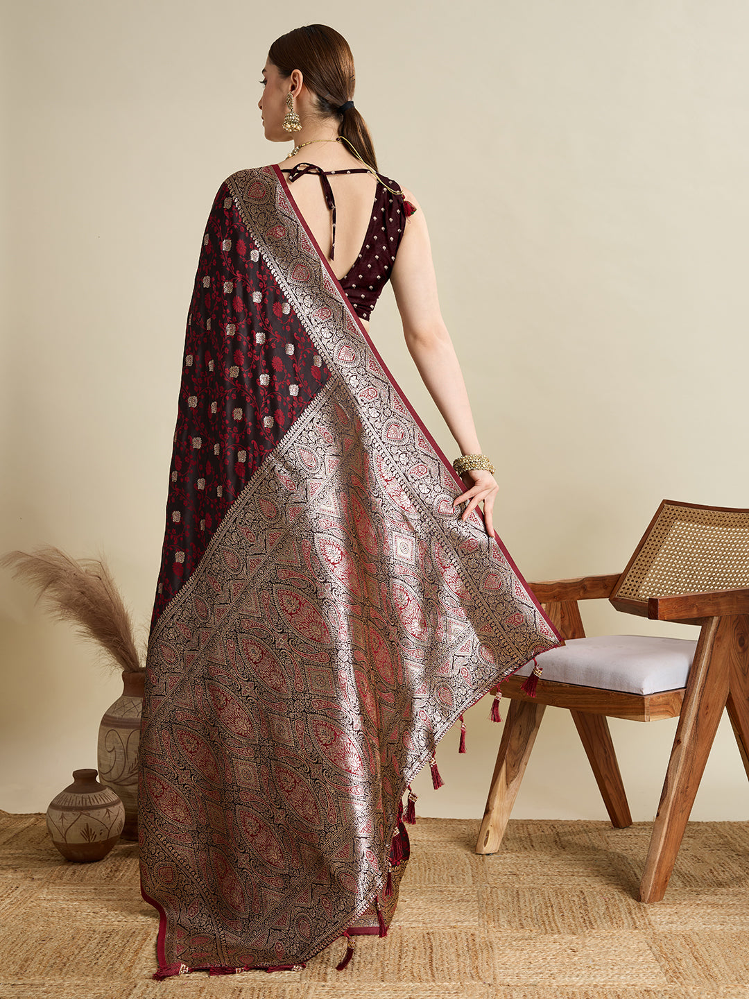 Vedant Vastram Soft Litchi SIlk Banarasi Silk Jacquard Saree - Maroon | Grocsy