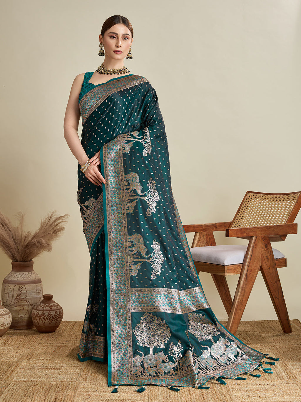 Vedant Vastram Soft Litchi SIlk Banarasi Silk Jacquard Saree - Rama | Grocsy
