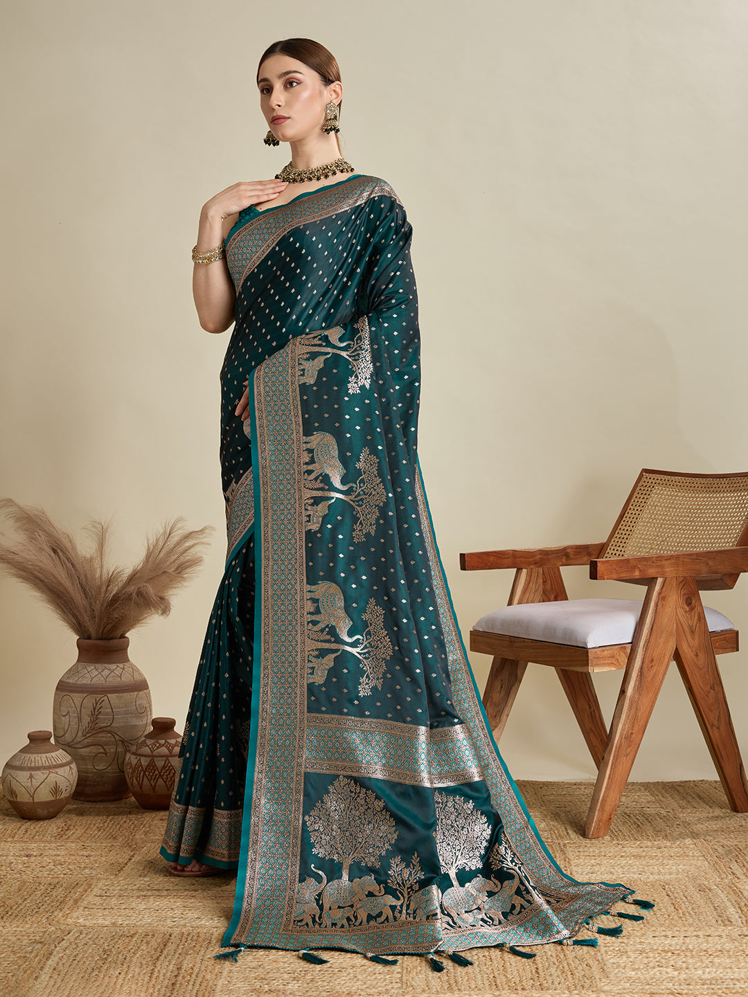 Vedant Vastram Soft Litchi SIlk Banarasi Silk Jacquard Saree - Rama | Grocsy