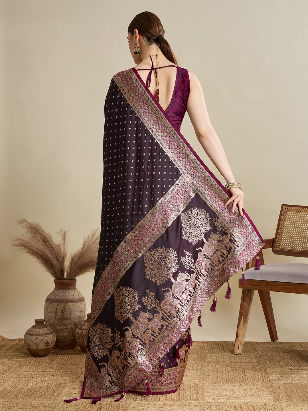 Vedant Vastram Soft Litchi SIlk Banarasi Silk Jacquard Saree - Wine | Grocsy