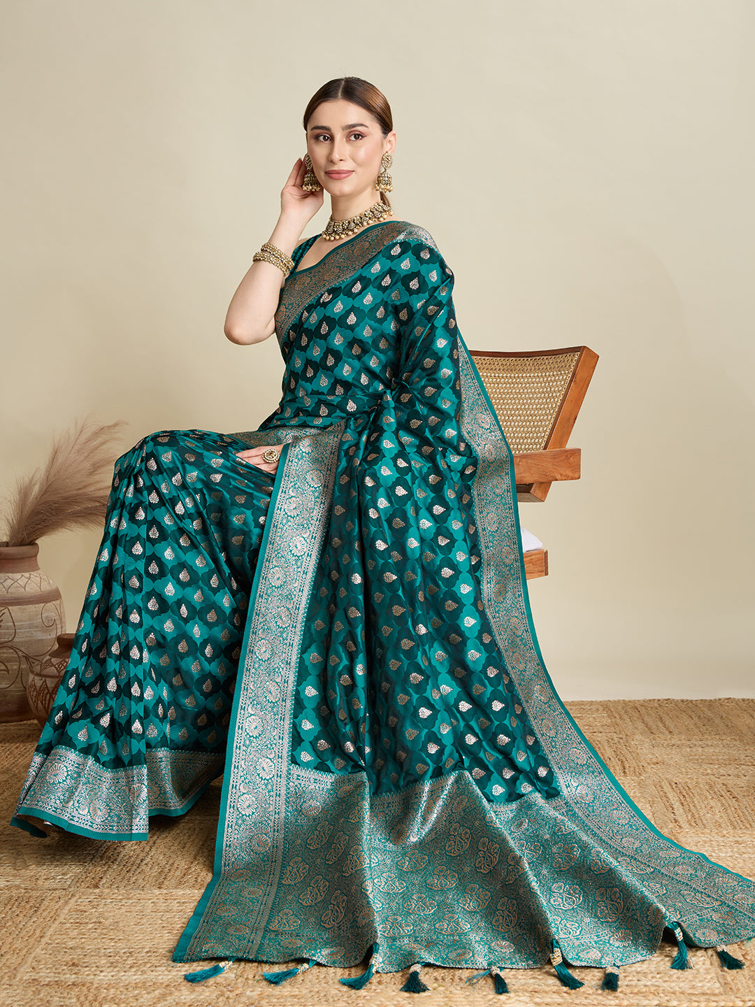 Vedant Vastram Soft Litchi SIlk Banarasi Silk Jacquard Saree - Firozi | Grocsy
