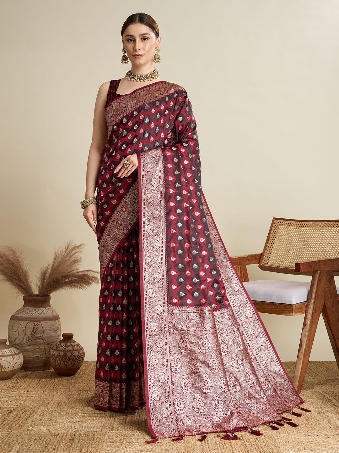 Vedant Vastram Soft Litchi SIlk Banarasi Silk Jacquard Saree - Maroon | Grocsy