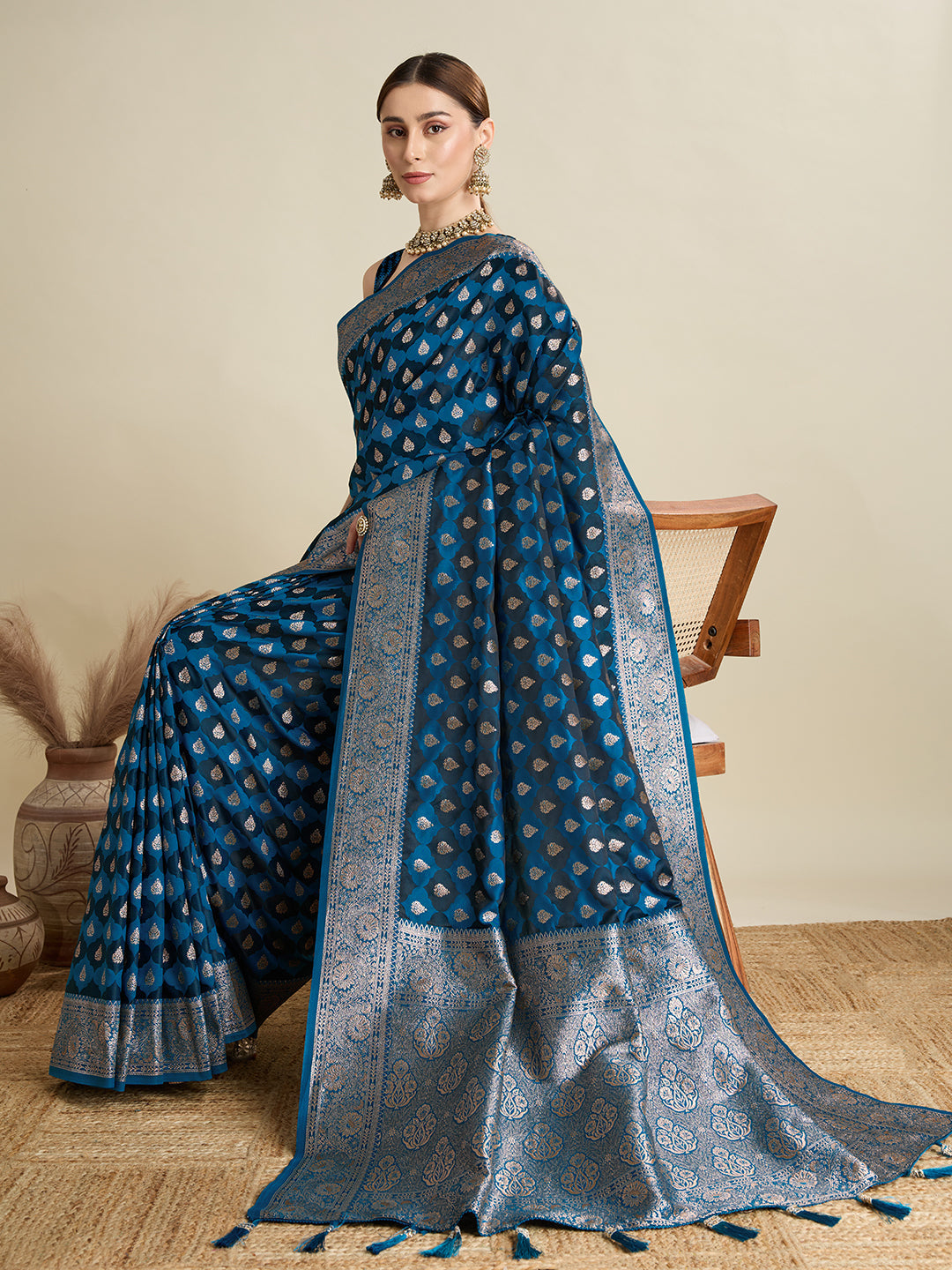 Vedant Vastram Soft Litchi SIlk Banarasi Silk Jacquard Saree - Rama | Grocsy
