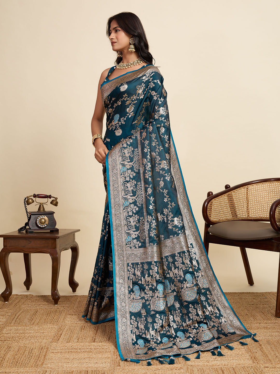 Vedant Vastram Soft Litchi Silk Paithani Jacquard Saree - Firozi | Grocsy
