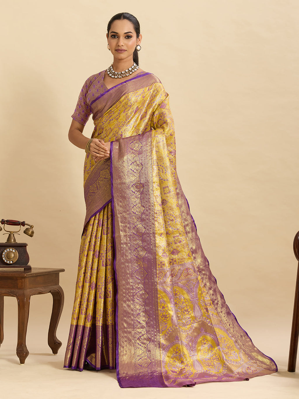 Vedant Vastram Soft Litchi Silk Banarasi Silk Jacquard Saree - Lavender | Grocsy