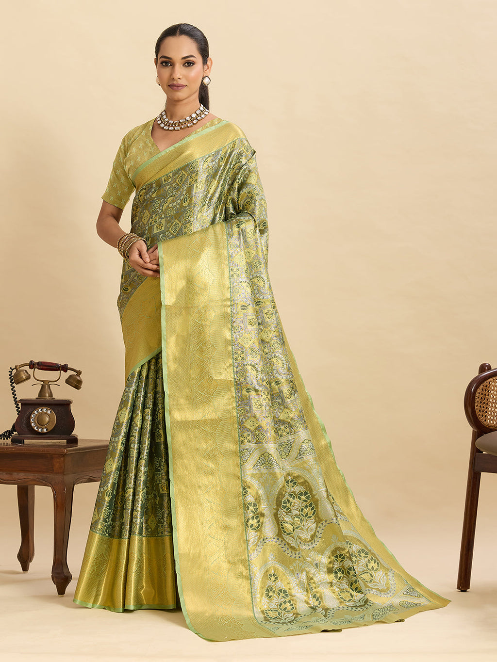 Vedant Vastram Soft Litchi Silk Banarasi Silk Jacquard Saree - Pista | Grocsy