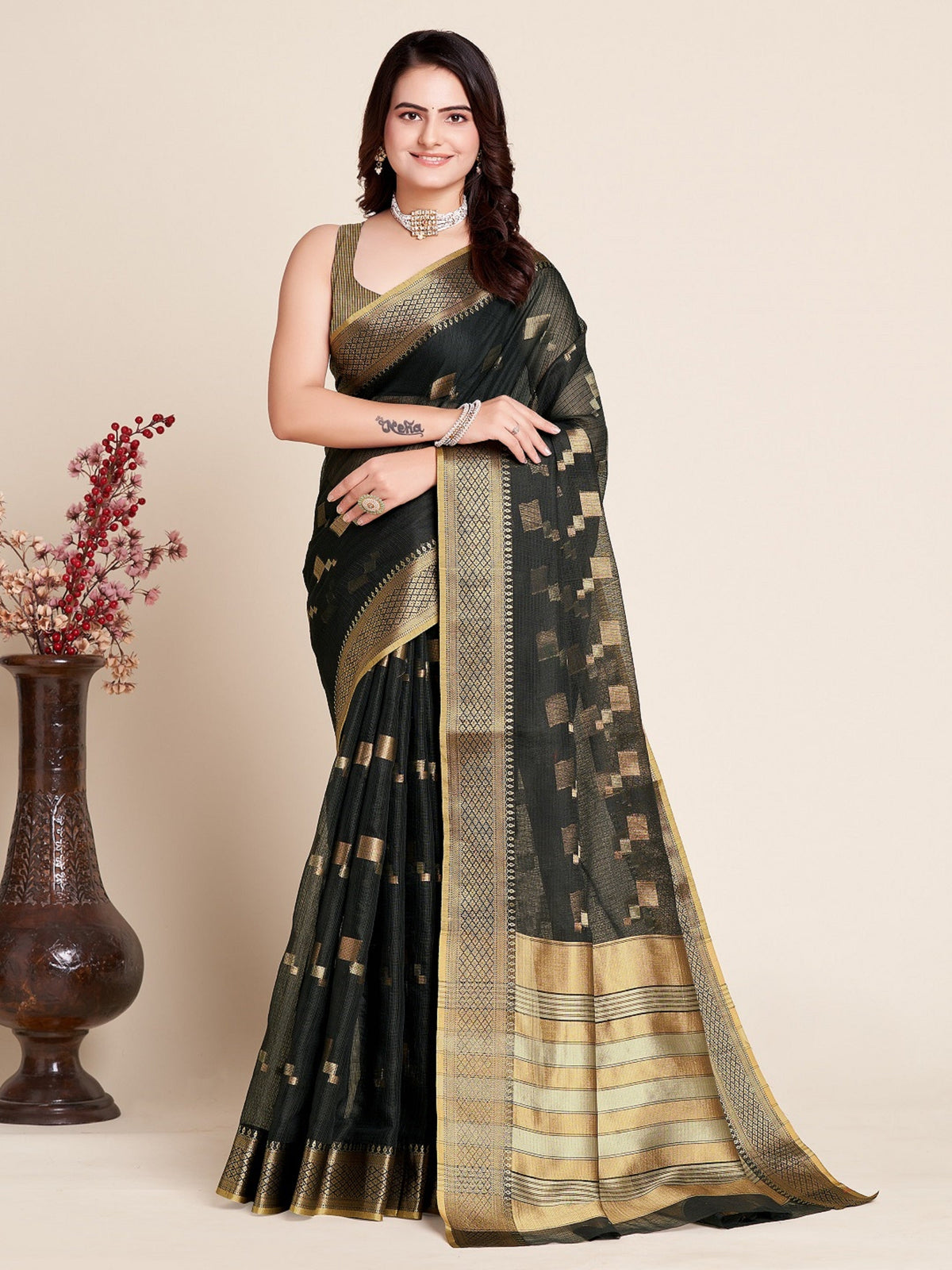 Vedant Vastram Cotton Silk Silk Jacquard Fancy Saree - Black | Grocsy