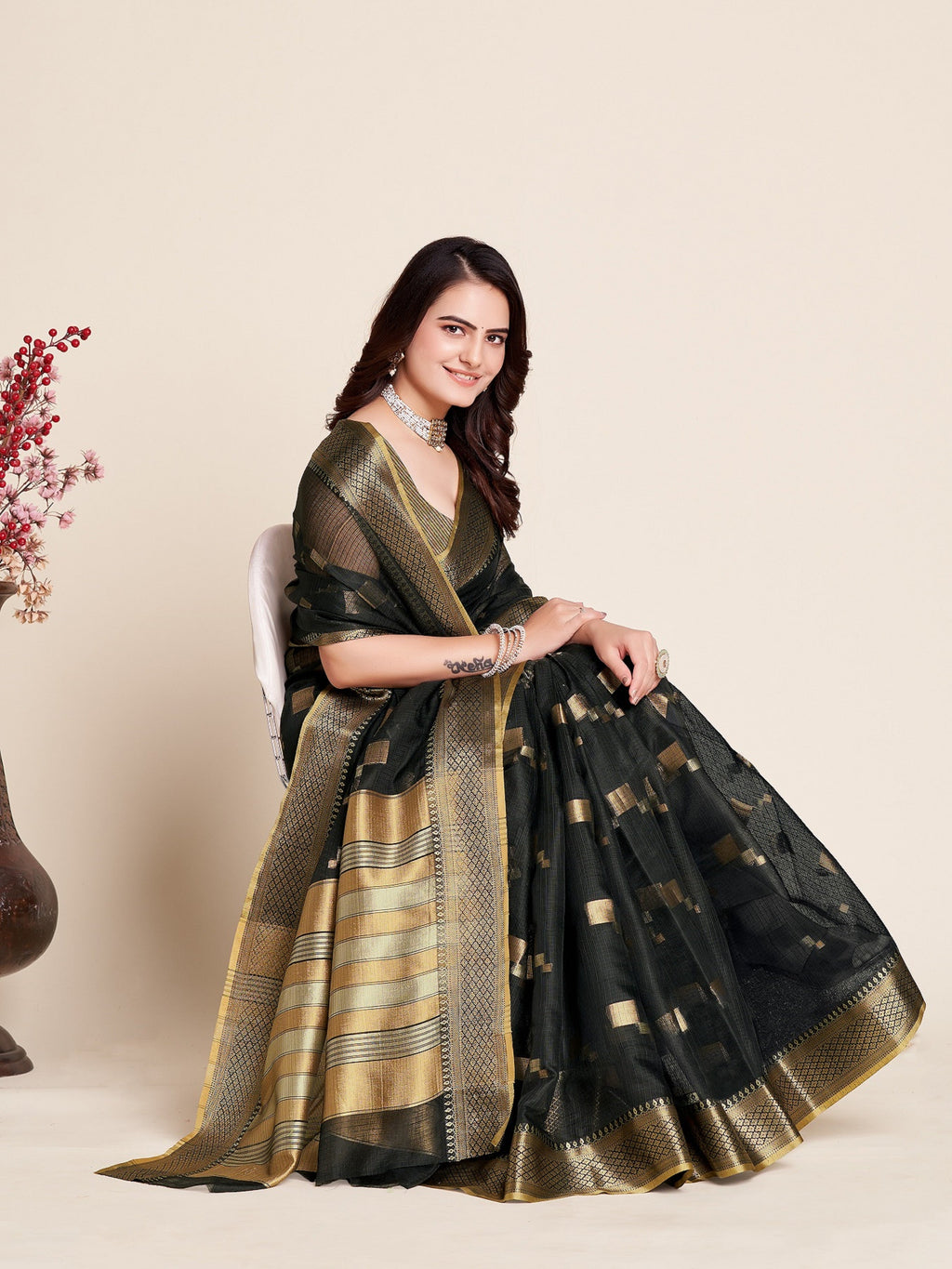 Vedant Vastram Cotton Silk Silk Jacquard Fancy Saree - Black | Grocsy