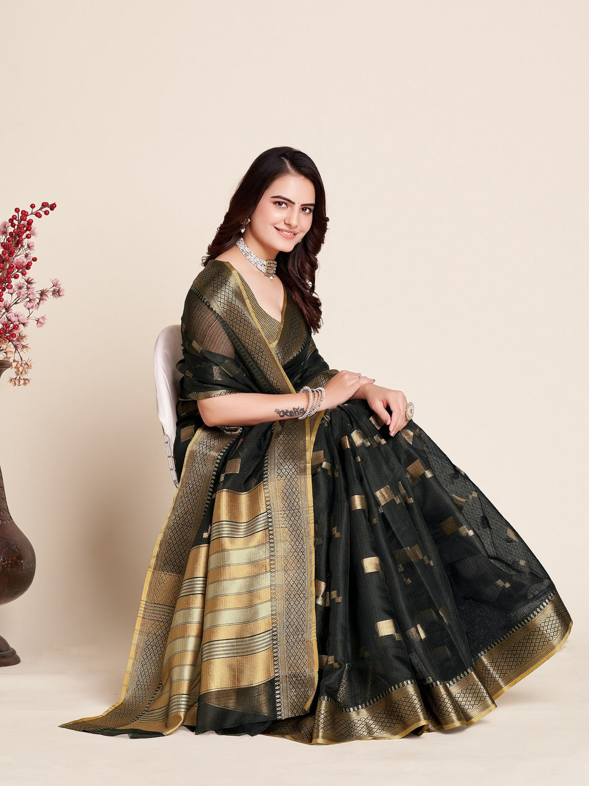 Vedant Vastram Cotton Silk Silk Jacquard Fancy Saree - Black | Grocsy