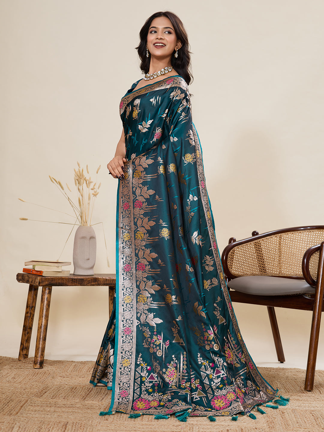Vedant Vastram Soft Litchi Silk Banarasi Silk Jacquard Saree - Firozi | Grocsy