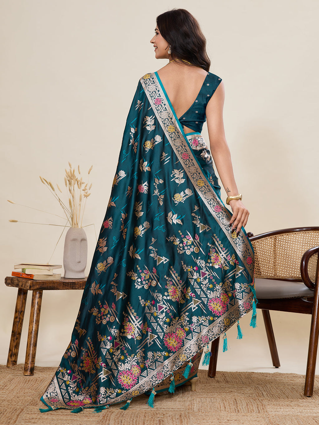 Vedant Vastram Soft Litchi Silk Banarasi Silk Jacquard Saree - Firozi | Grocsy