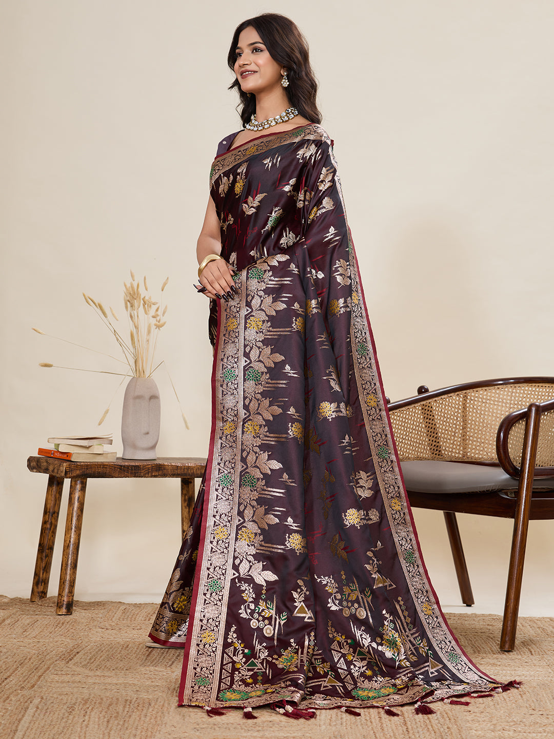 Vedant Vastram Soft Litchi Silk Banarasi Silk Jacquard Saree - Maroon | Grocsy