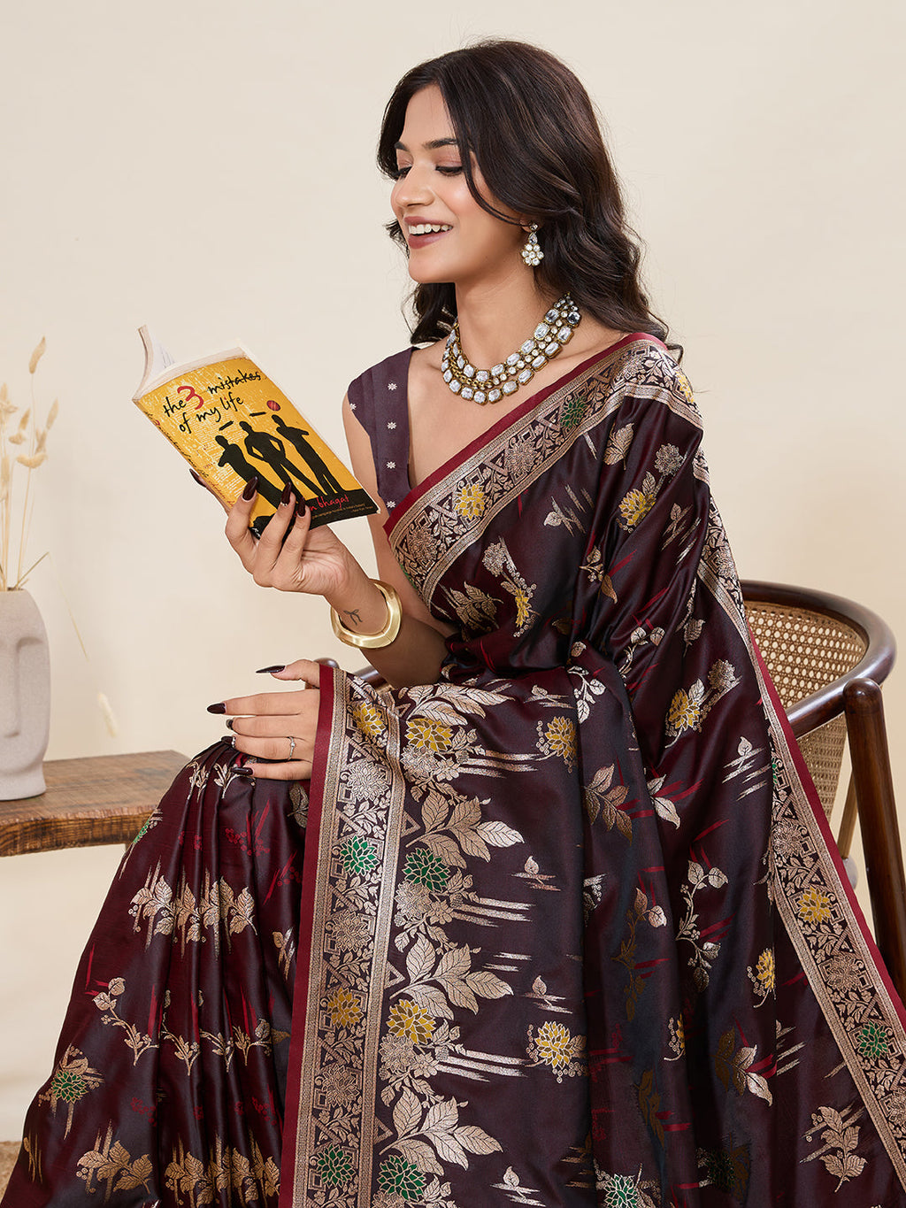 Vedant Vastram Soft Litchi Silk Banarasi Silk Jacquard Saree - Maroon | Grocsy