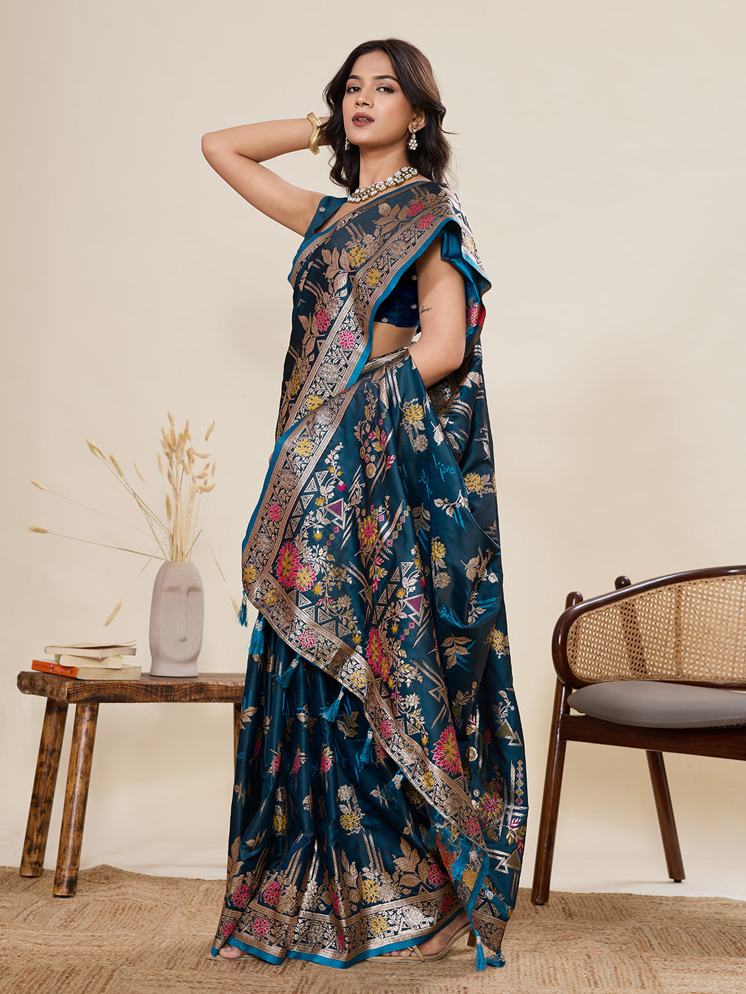 Vedant Vastram Soft Litchi Silk Banarasi Silk Jacquard Saree - Rama | Grocsy