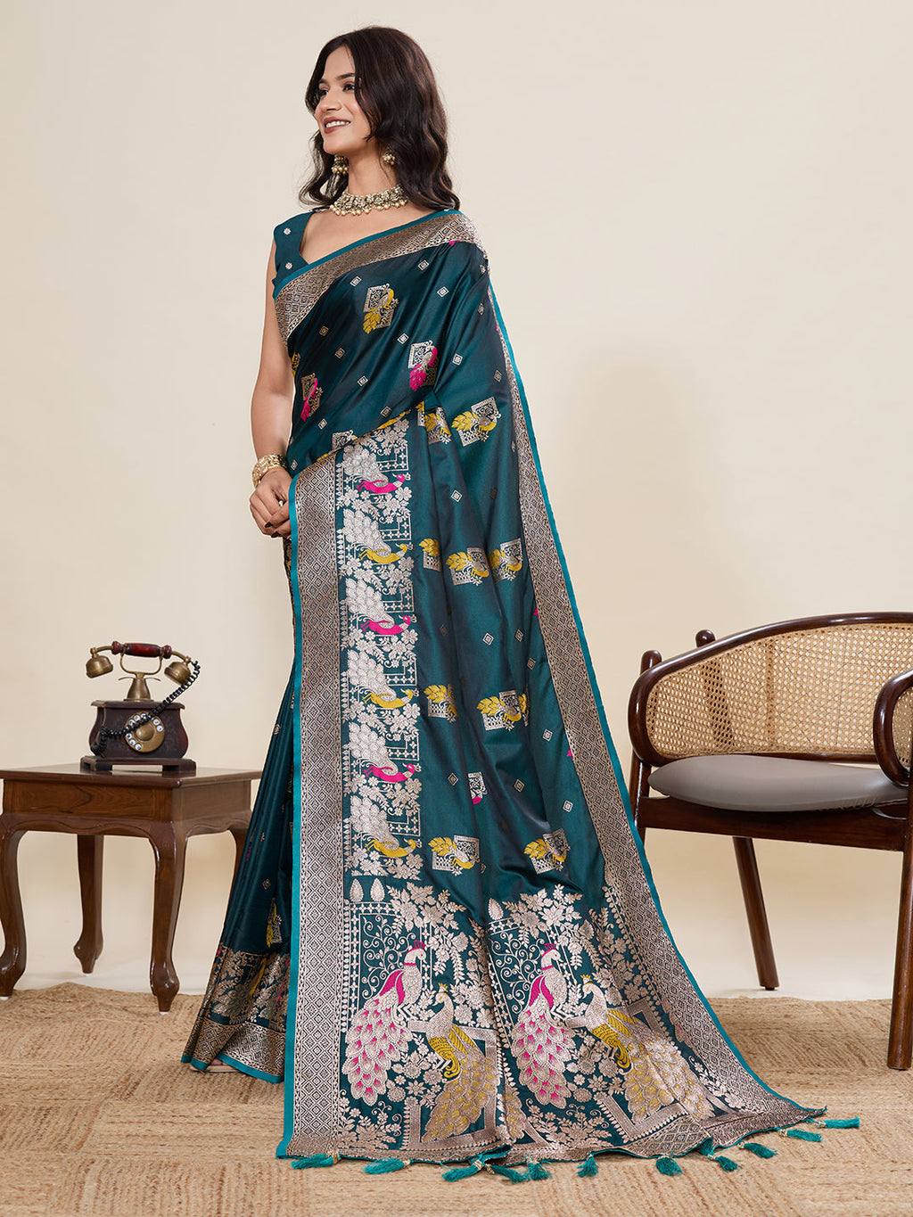 Vedant Vastram Soft Litchi Silk Banarasi Silk Jacquard Saree - Firozi | Grocsy