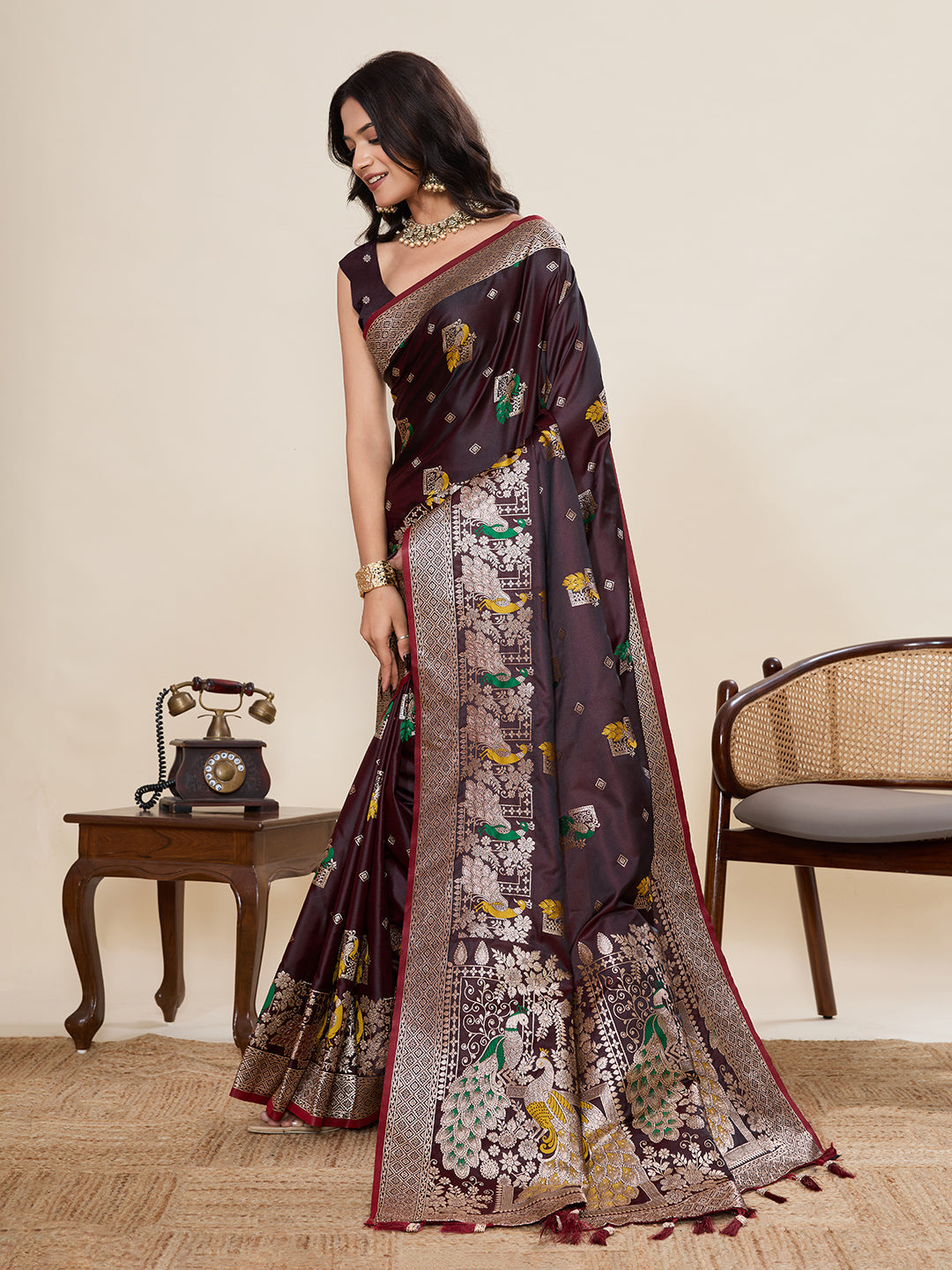 Vedant Vastram Soft Litchi Silk Banarasi Silk Jacquard Saree - Maroon | Grocsy