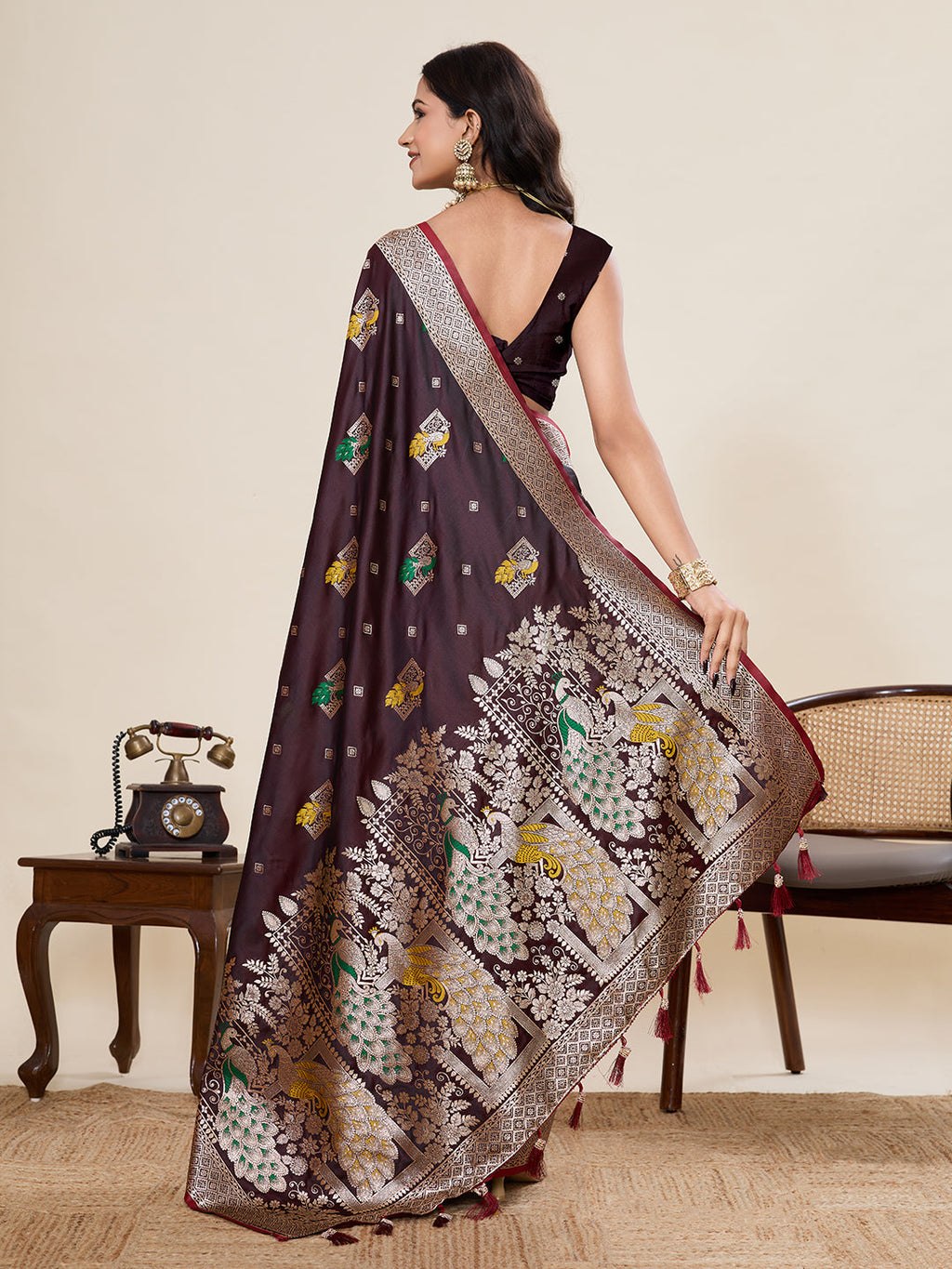 Vedant Vastram Soft Litchi Silk Banarasi Silk Jacquard Saree - Maroon | Grocsy