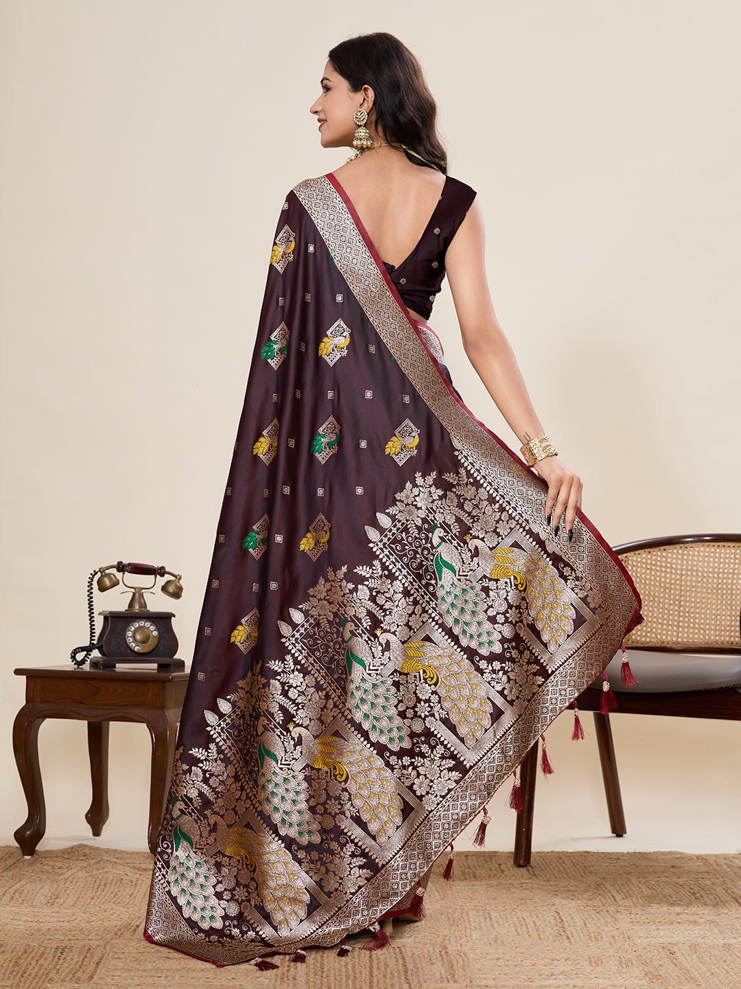 Vedant Vastram Soft Litchi Silk Banarasi Silk Jacquard Saree - Maroon | Grocsy