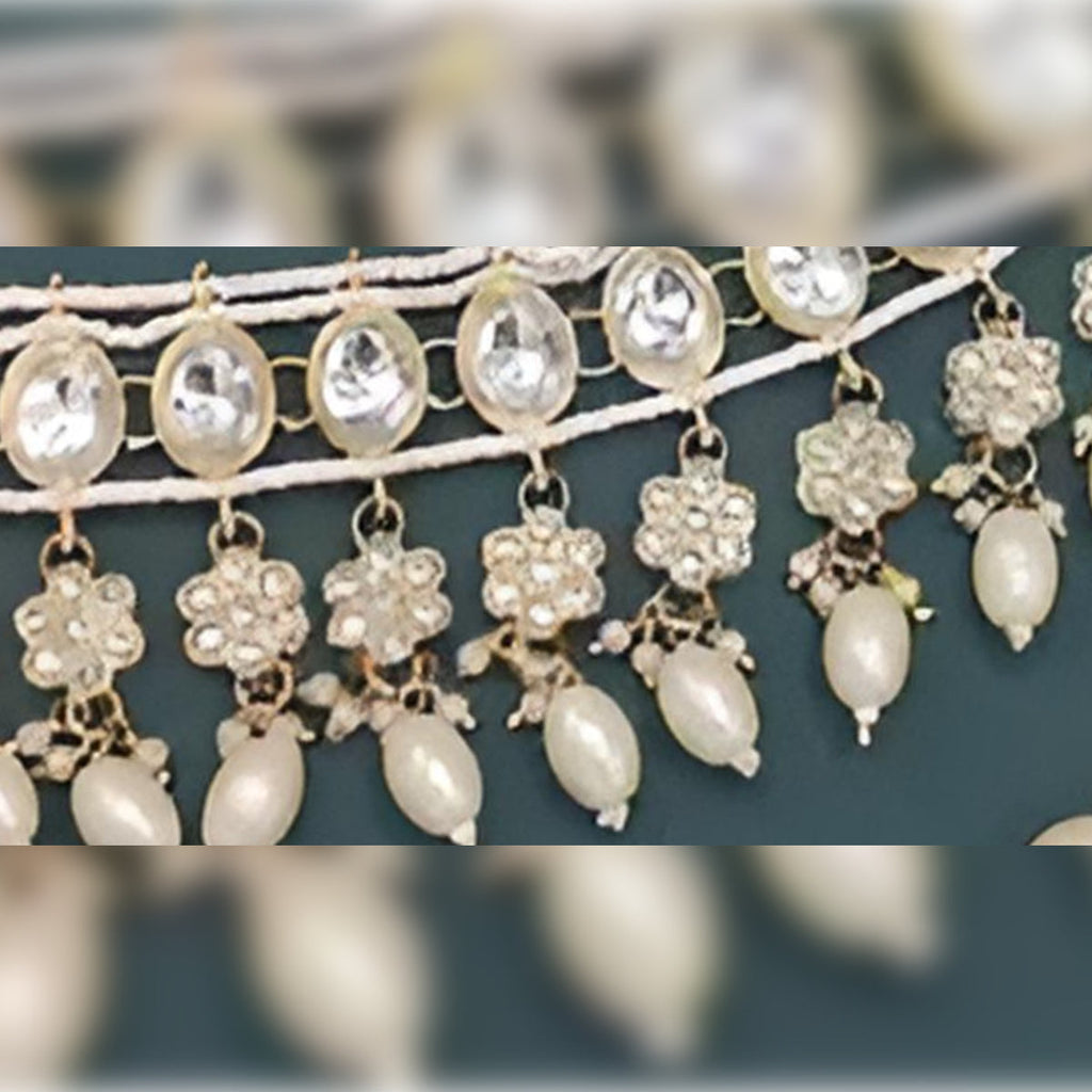 Jewel City Regal Diamond and Emerald Necklace Set - Exquisite Bridal and Formal Jewelry | Grocsy