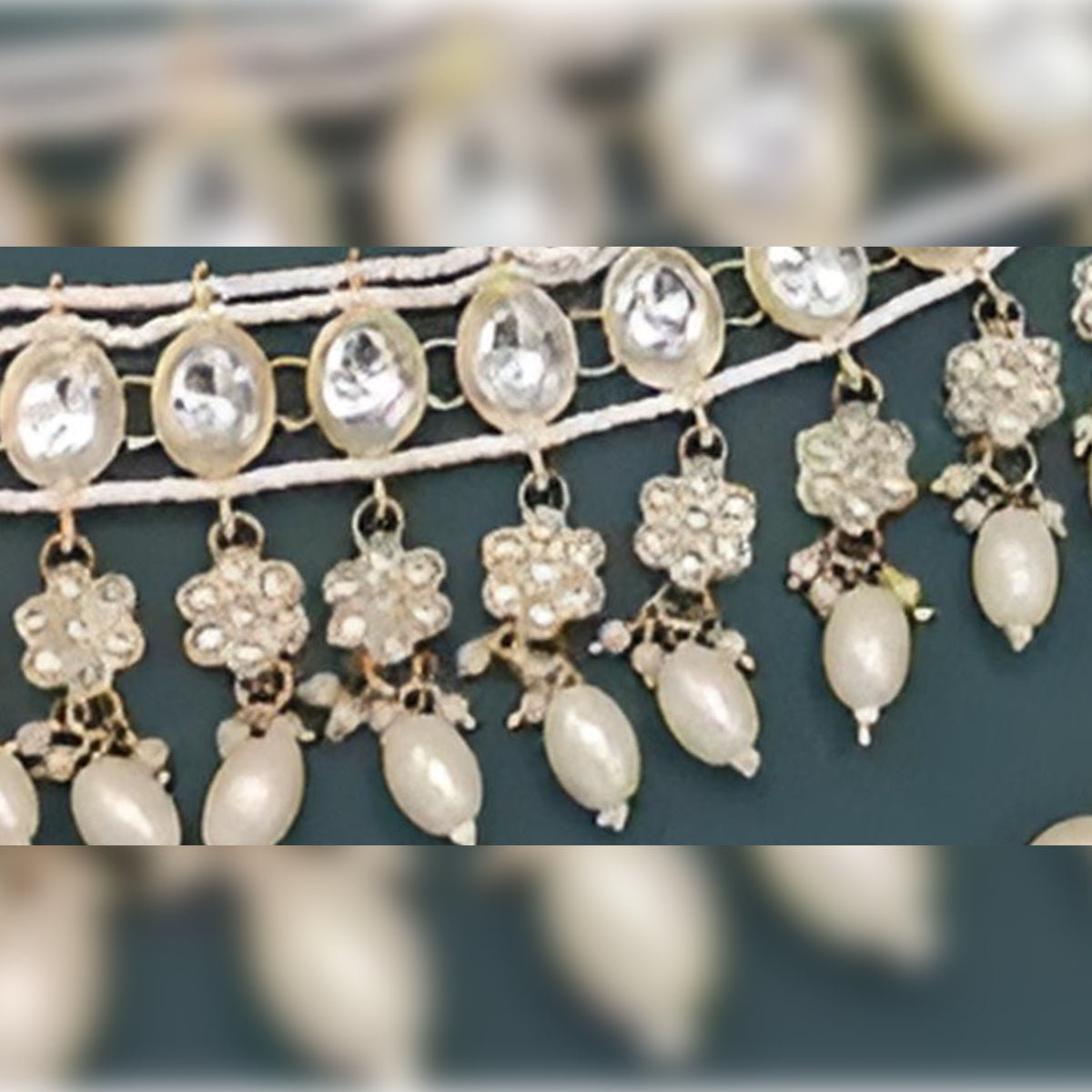 Jewel City Regal Diamond and Emerald Necklace Set - Exquisite Bridal and Formal Jewelry | Grocsy