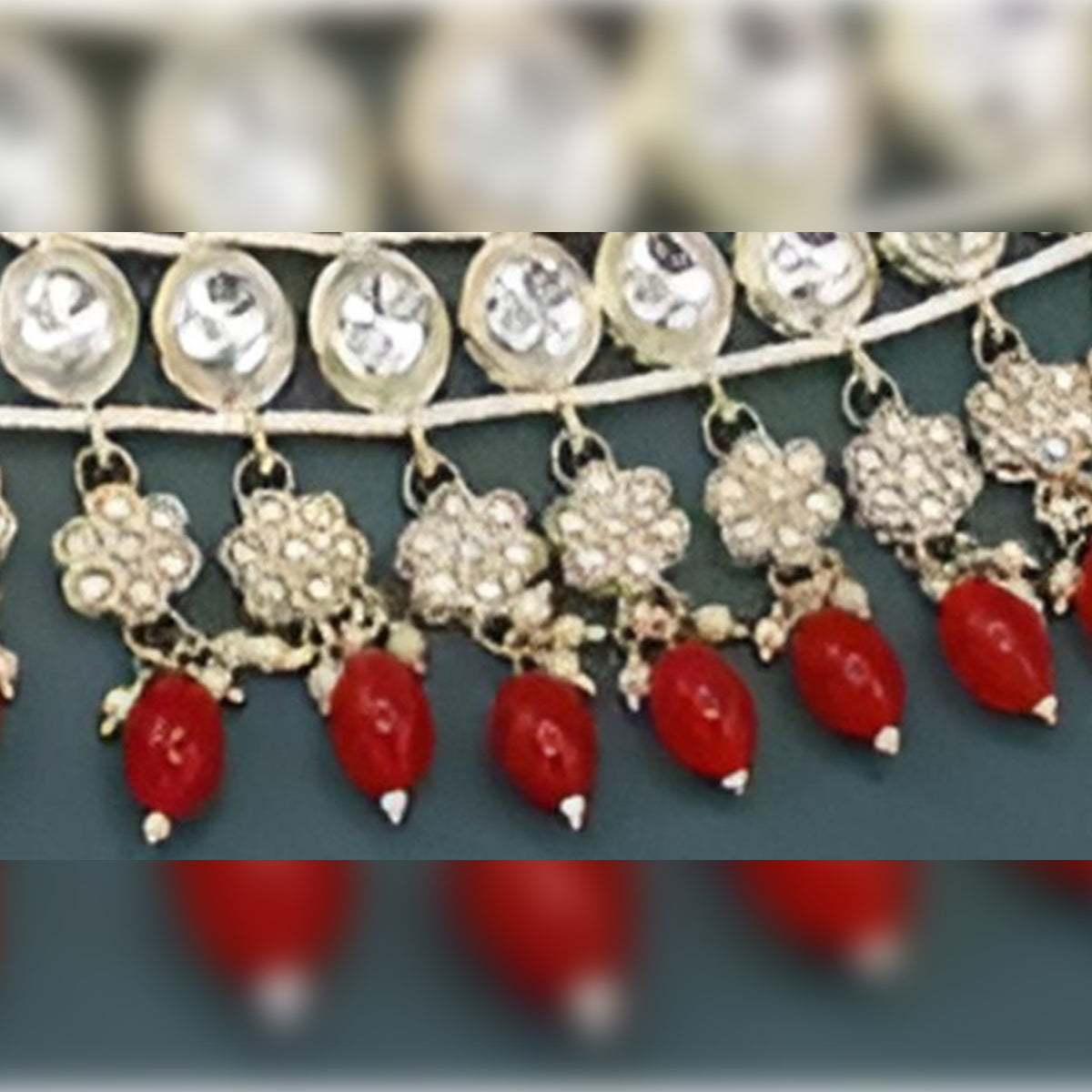 Jewel City Regal Diamond and Emerald Necklace Set - Exquisite Bridal and Formal Jewelry | Grocsy