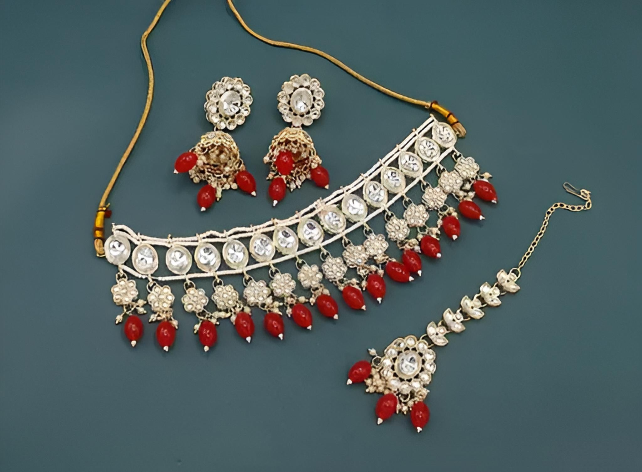 Jewel City Regal Diamond and Emerald Necklace Set - Exquisite Bridal and Formal Jewelry | Grocsy