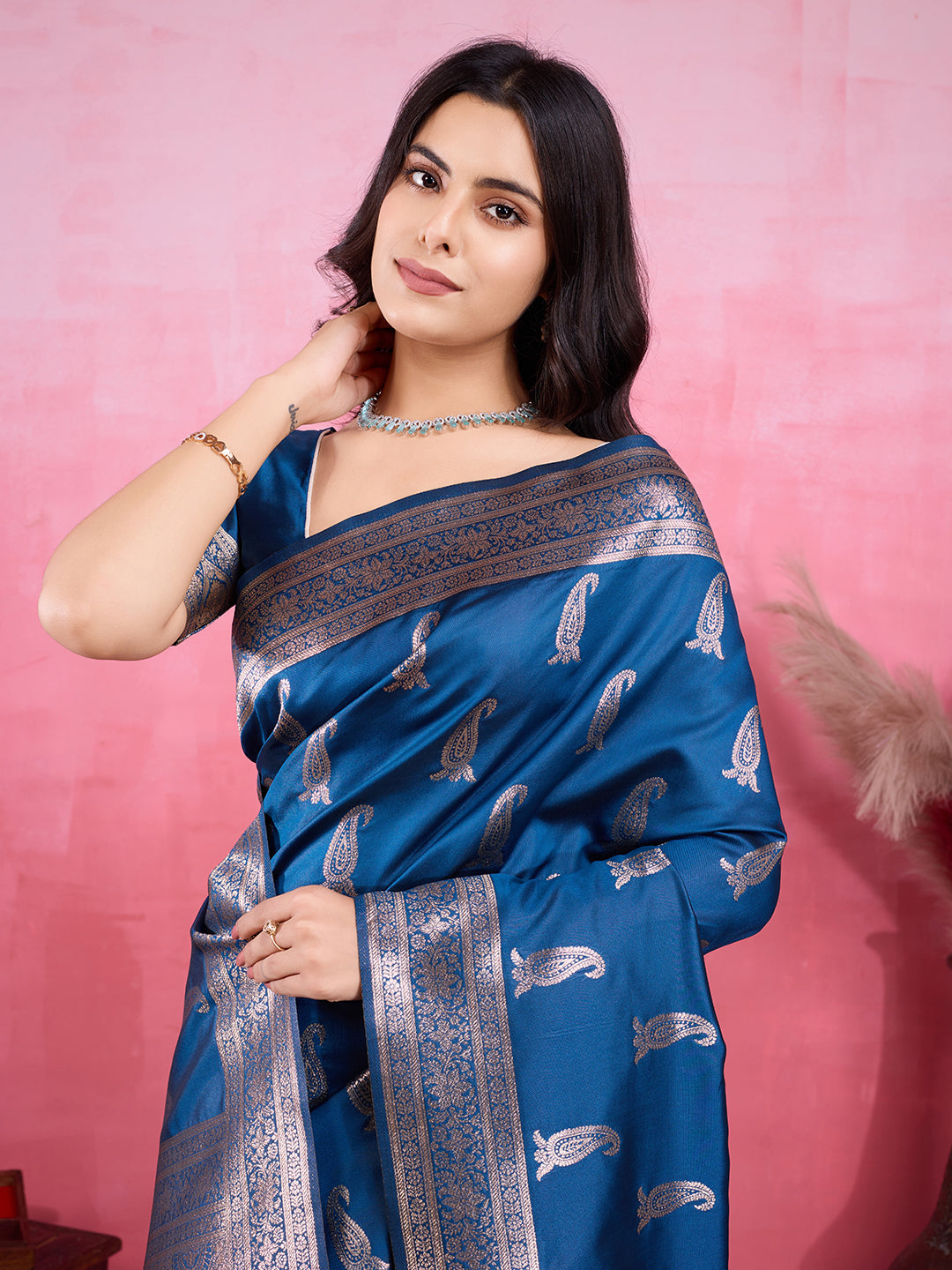 Vedant Vastram Banarasi Silk Fashion Saree - Morpinch | Grocsy