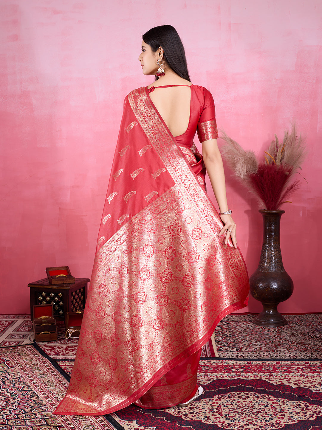 Vedant Vastram Banarasi Silk Fashion Saree - Red | Grocsy